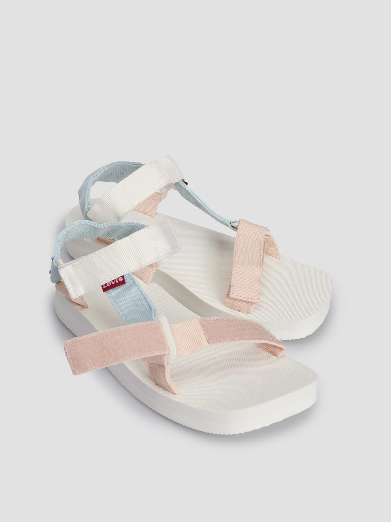 Сандалии Levi's модель 233029;752.52 Сандалии Levi's модель 233029;752.52 Фото