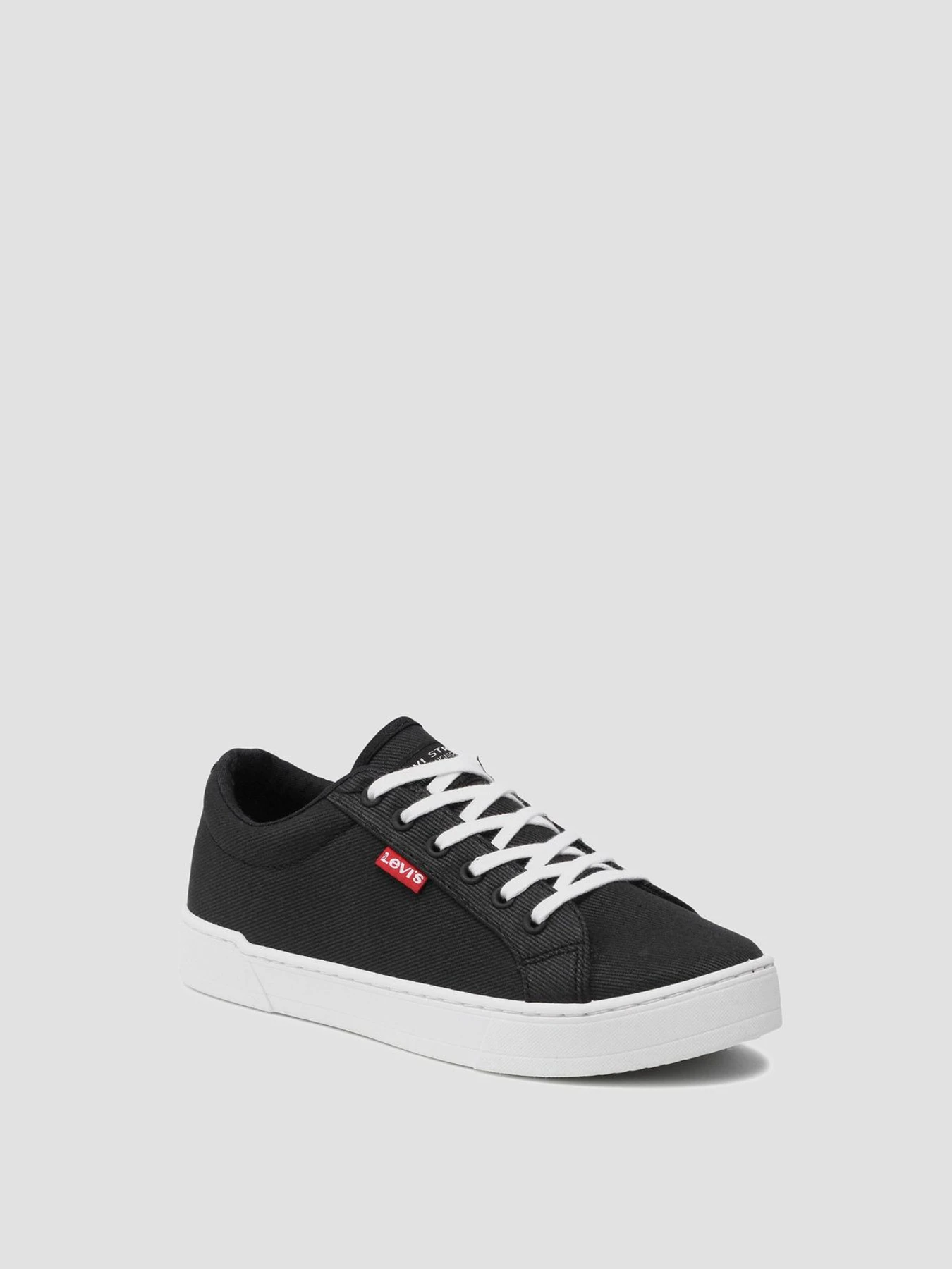 Кеды Levi's модель 234198;634.59 Кеды Levi's модель 234198;634.59 Фото