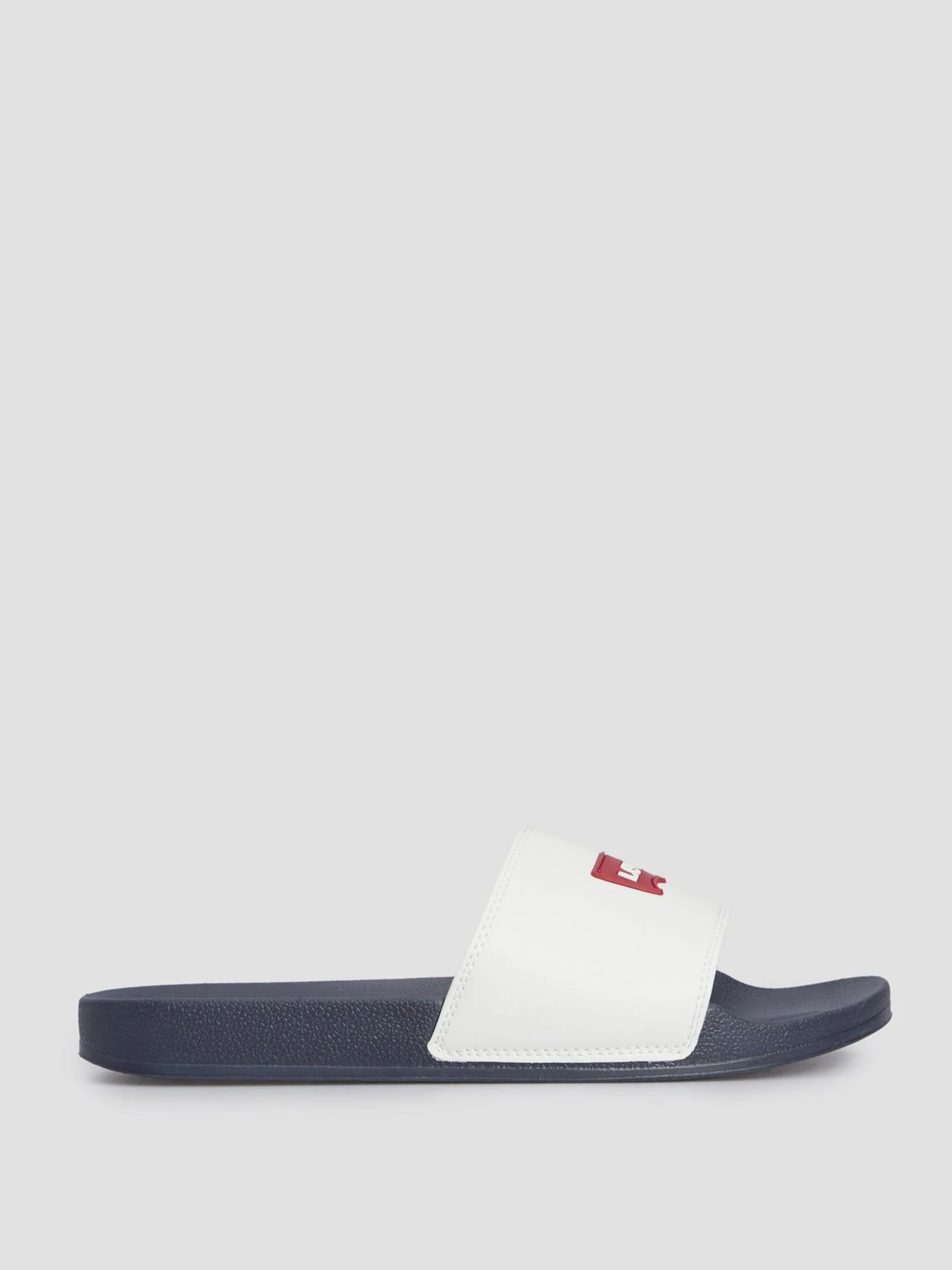 Шльопанці Levi's модель 235642;794.51 Шльопанці Levi's модель 235642;794.51 Фото