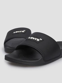 Шльопанці Levi's модель 235643;794.59 Фото