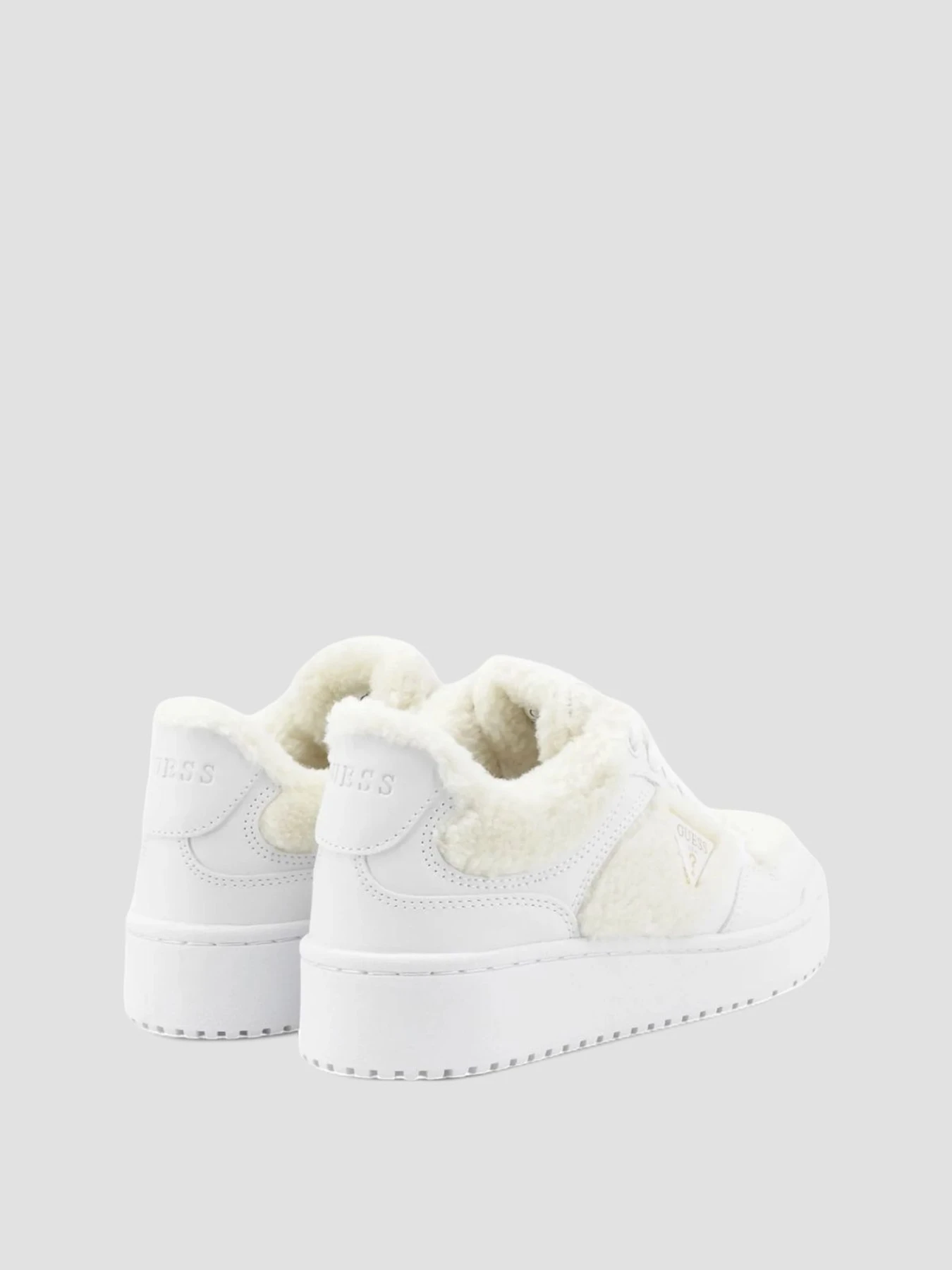Кросівки GUESS модель FLFM10.FAB12;WHITE Фото