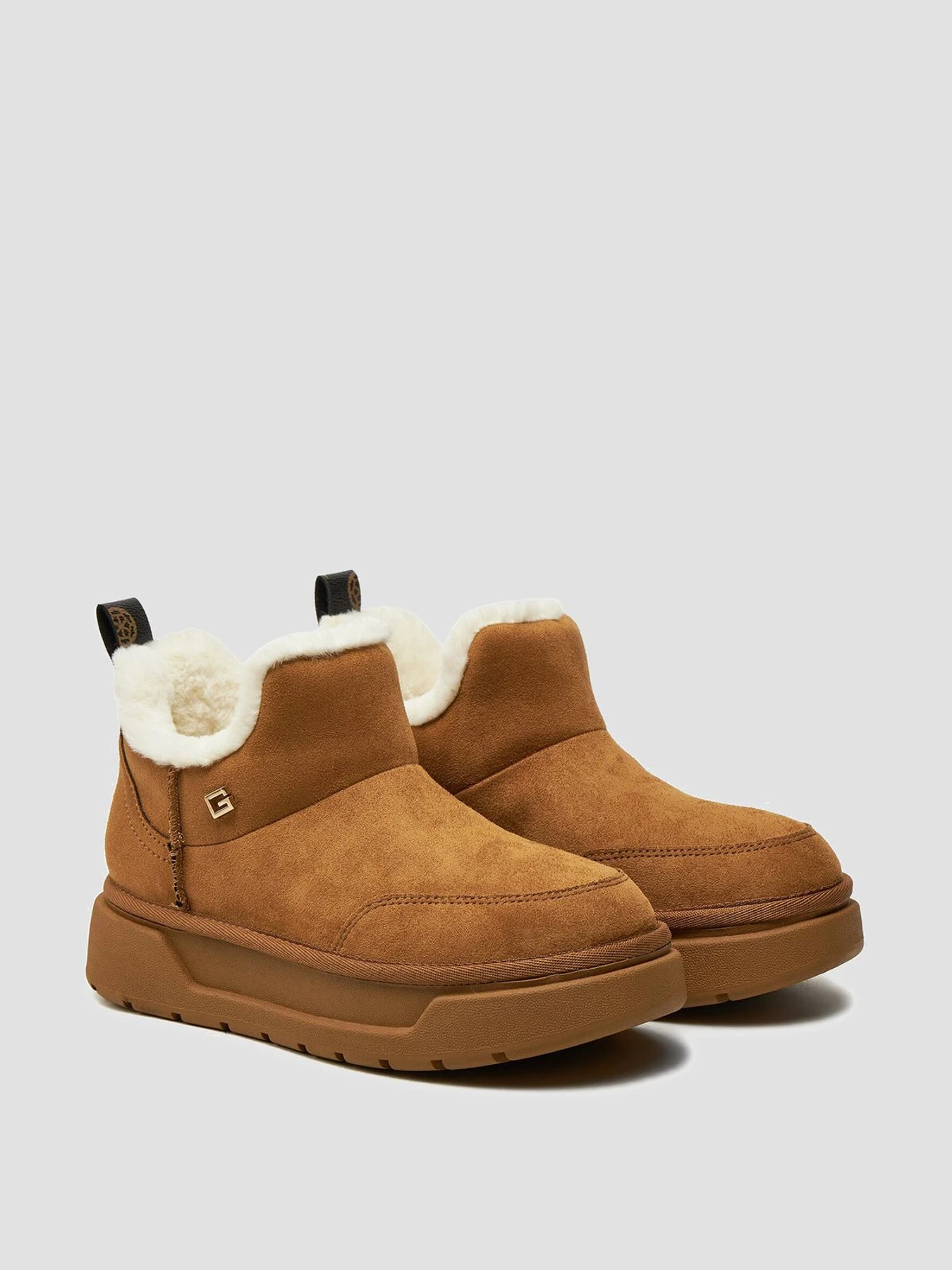 Ботинки и сапоги GUESS модель FLFUNN.ESU10;TAN Ботинки и сапоги GUESS модель FLFUNN.ESU10;TAN Фото