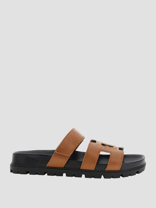 Шльопанці GUESS модель FLJFAS.ELE03;BROWN Фото