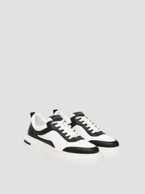 Кросівки GUESS модель FMFONA.ELL12;WHIBK Фото