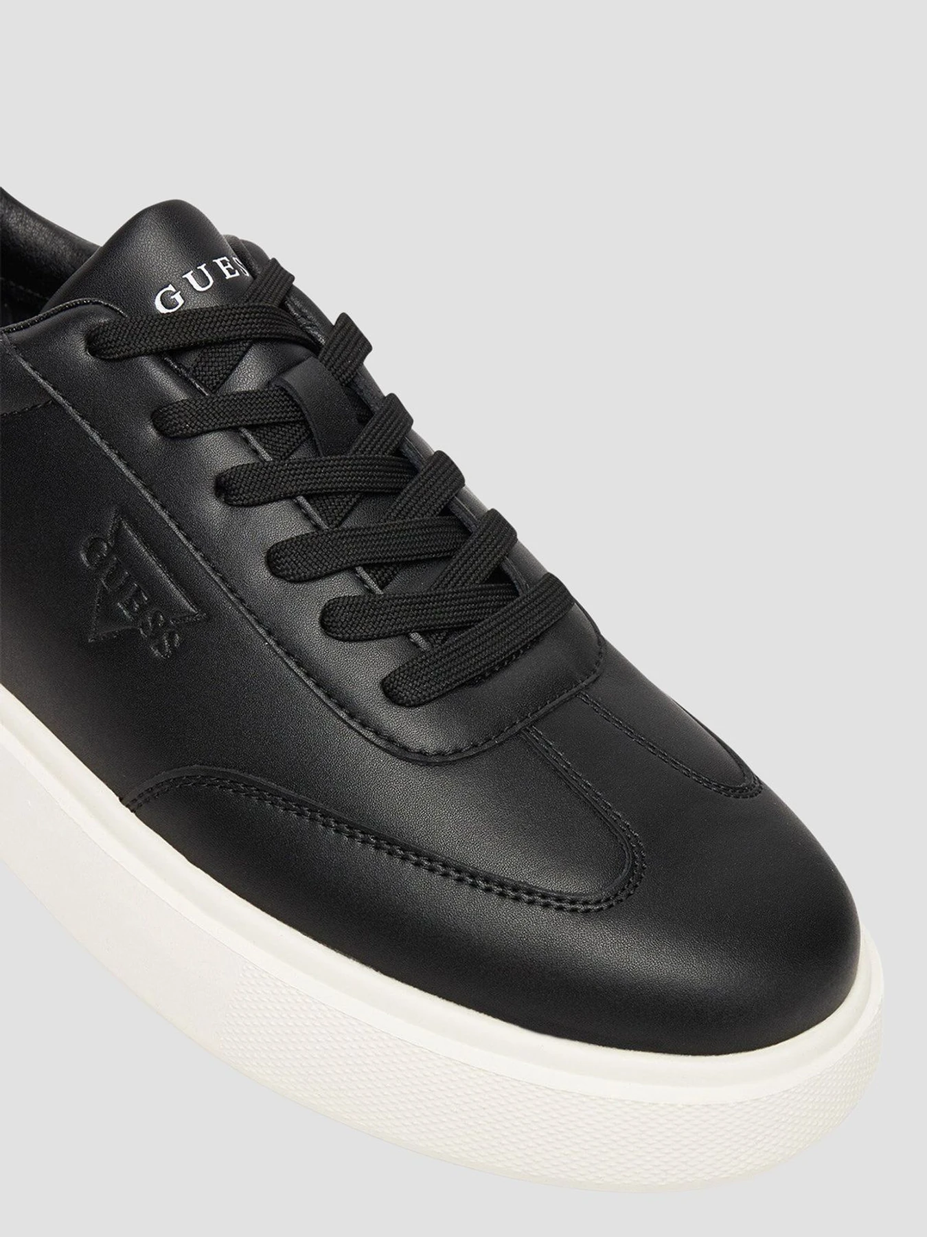 Кросівки GUESS модель FMFPLA.LEA12;BLACK Фото