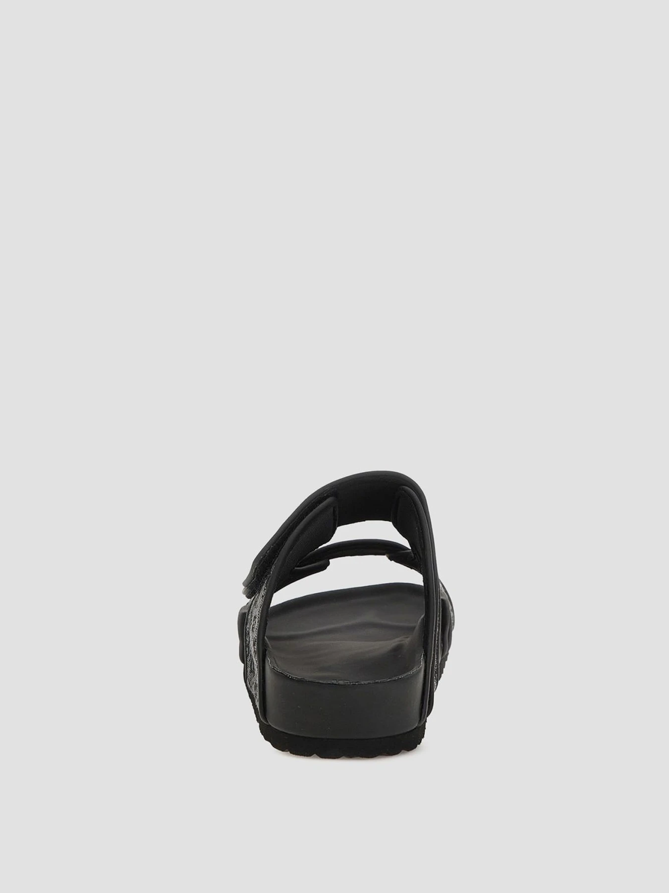 Шлёпанцы GUESS модель FMGIGJ.FAL03;COBLA Шлёпанцы GUESS модель FMGIGJ.FAL03;COBLA Фото