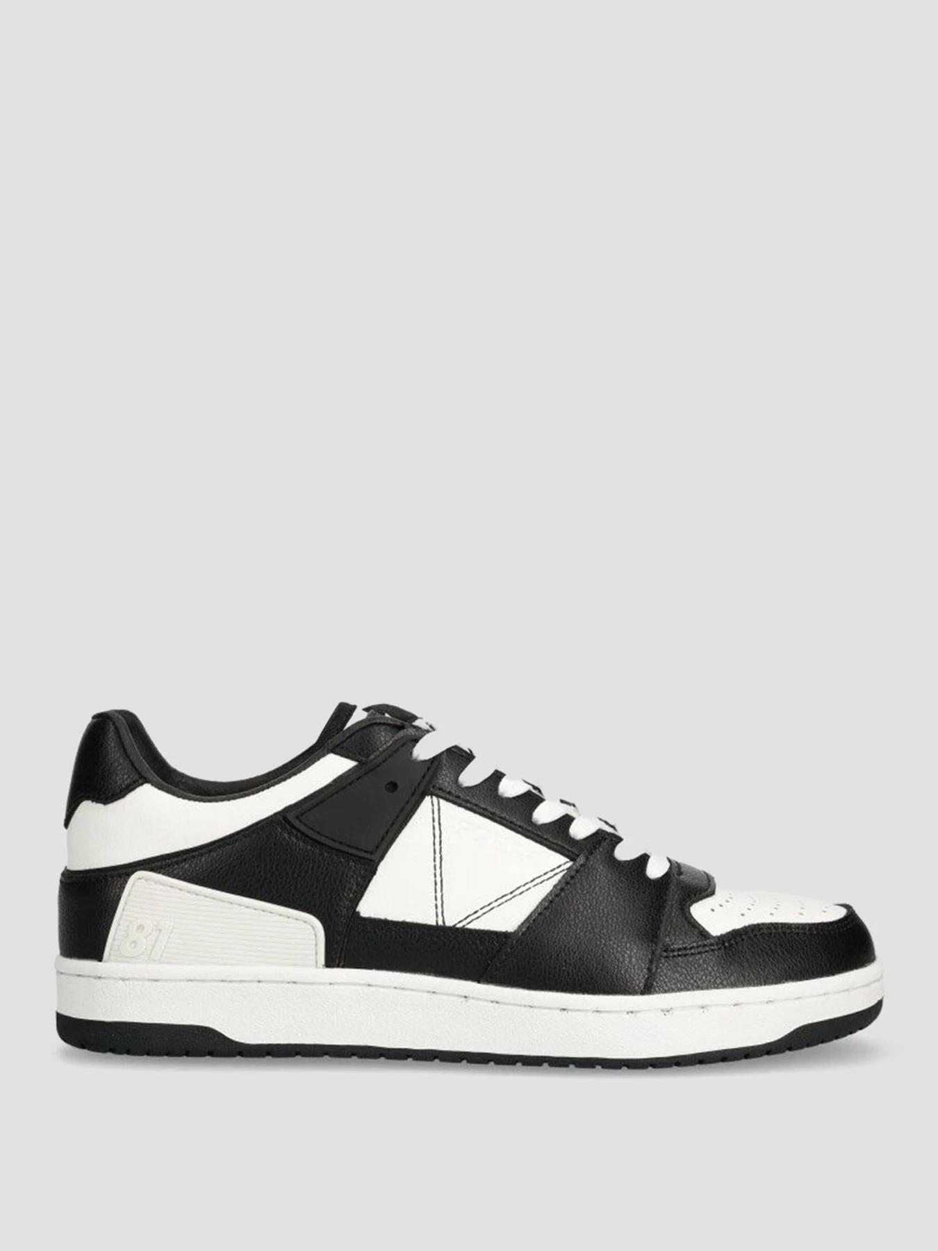 Кроссовки GUESS модель FMJSAW.ELE12;BLAWH Фото