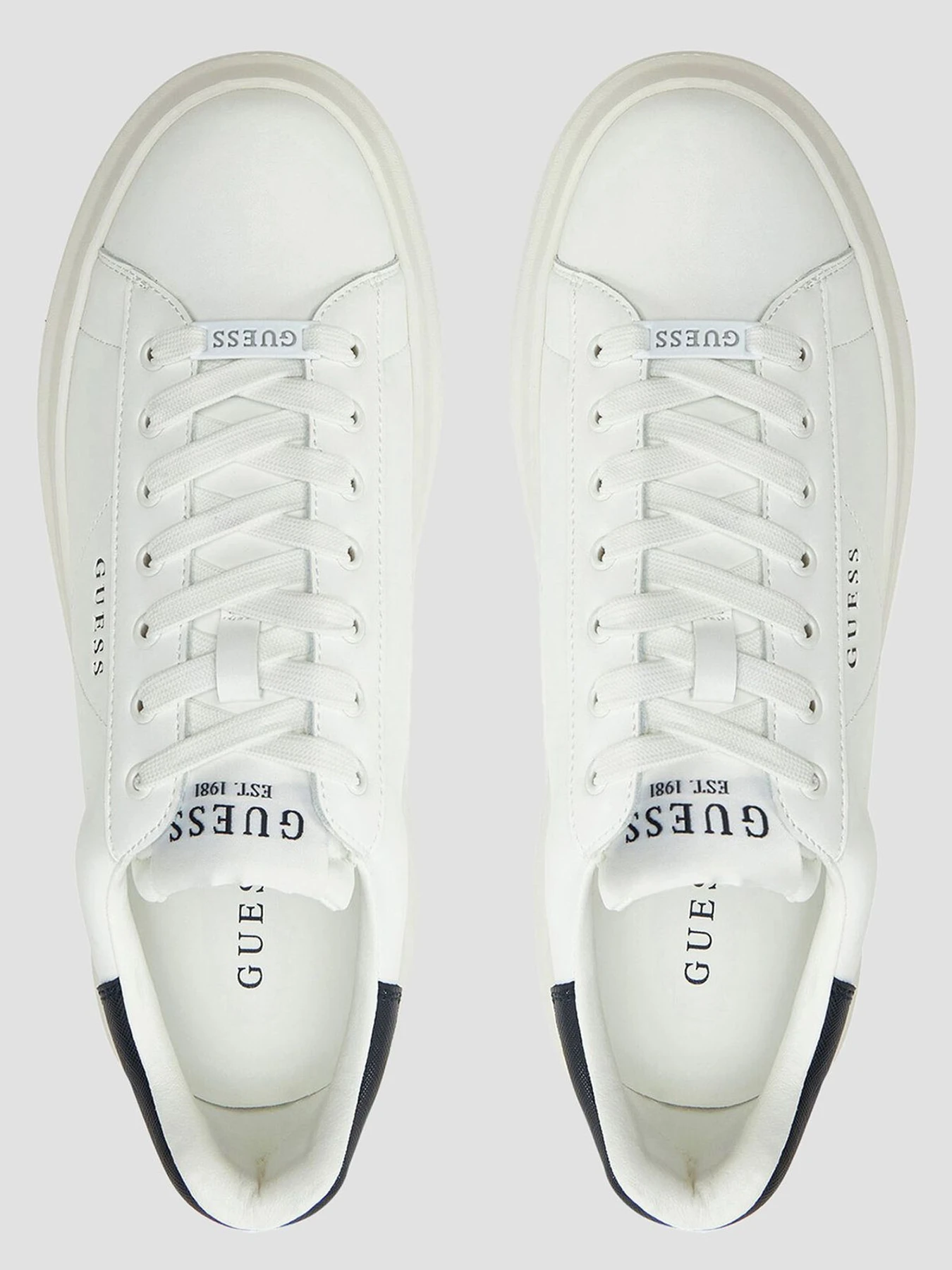 Кроссовки GUESS модель FMPELB.LEA12;WHIBL Фото