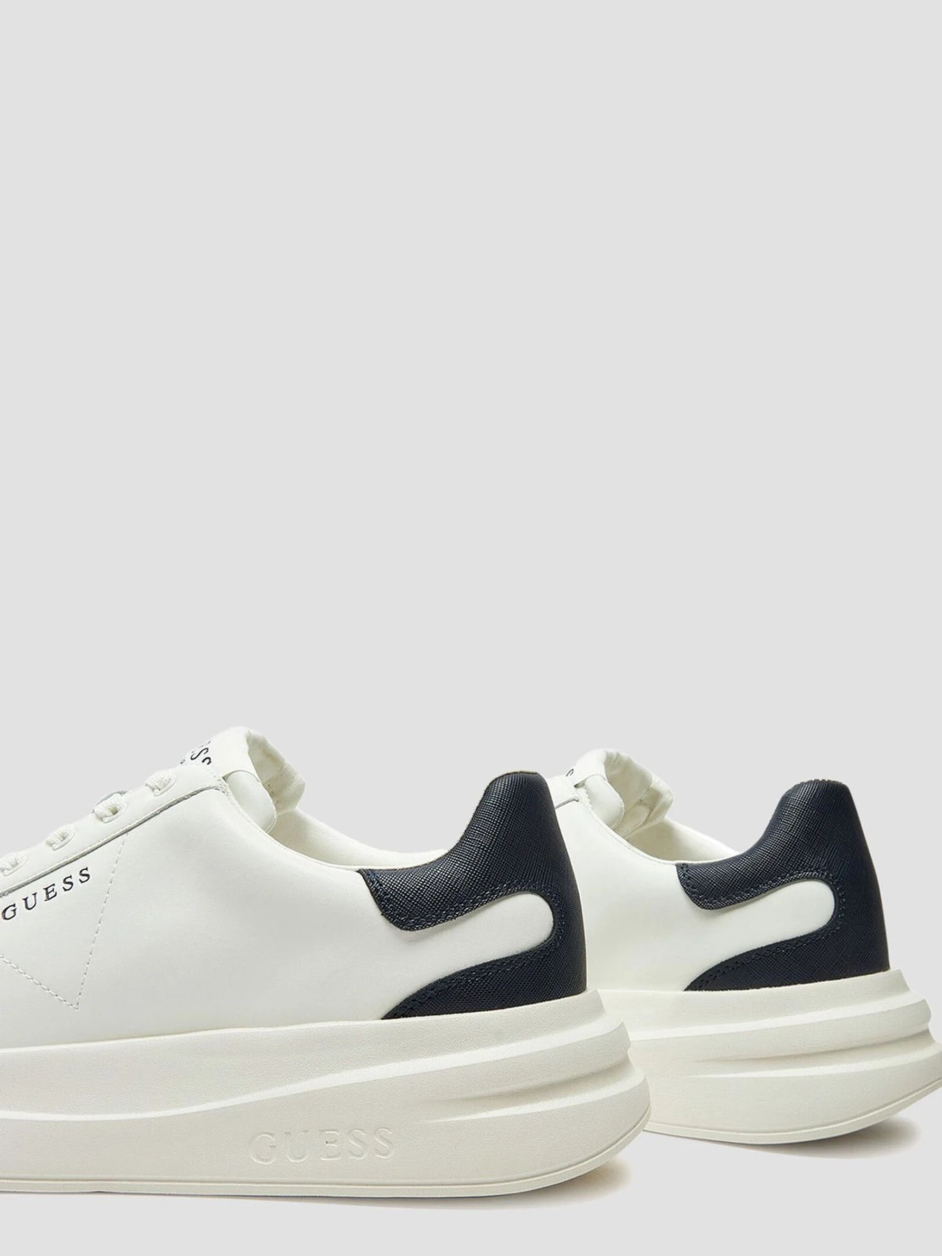 Кроссовки GUESS модель FMPELB.LEA12;WHIBL Фото