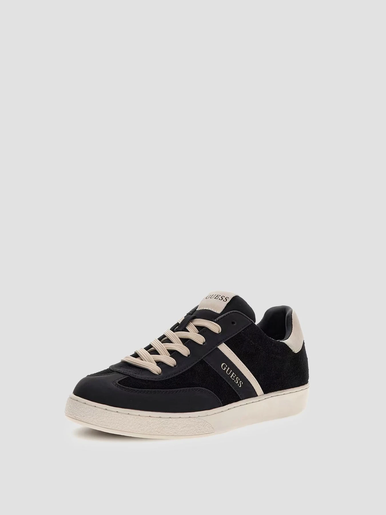Кроссовки GUESS модель FMPNII.LEA12;BLAWH Фото