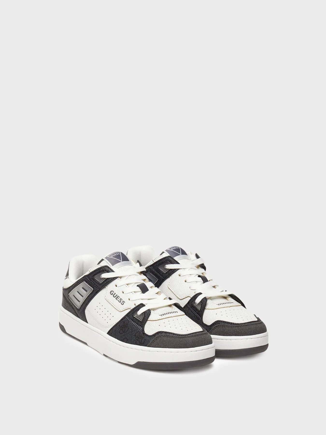 Кросівки GUESS модель FMTVIN.ELL12;COAL Фото