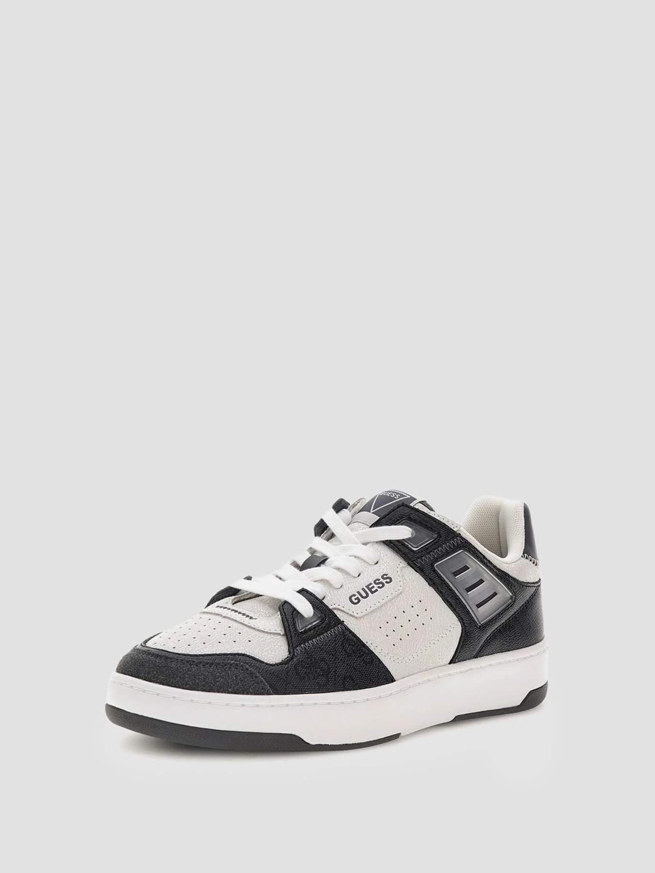 Кросівки GUESS модель FMTVIN.ELL12;COAL Фото