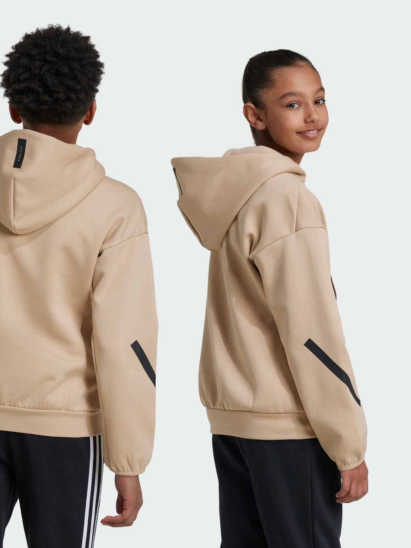 Худи и свитшоты Adidas ZNE модель JF2495 Худи и свитшоты Adidas ZNE модель JF2495 Фото