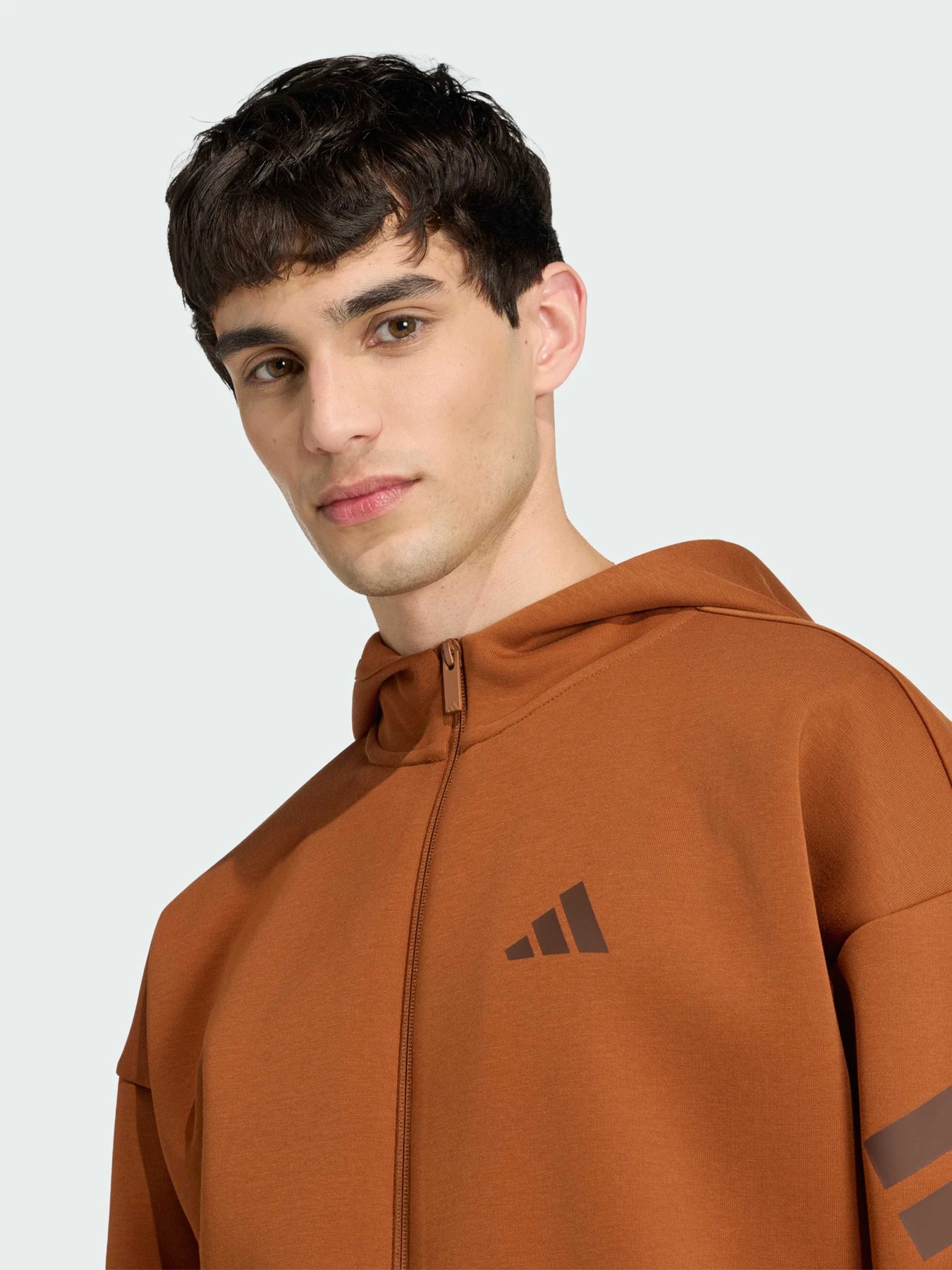 Худи и свитшоты Adidas модель KD5229 Худи и свитшоты Adidas модель KD5229 Фото