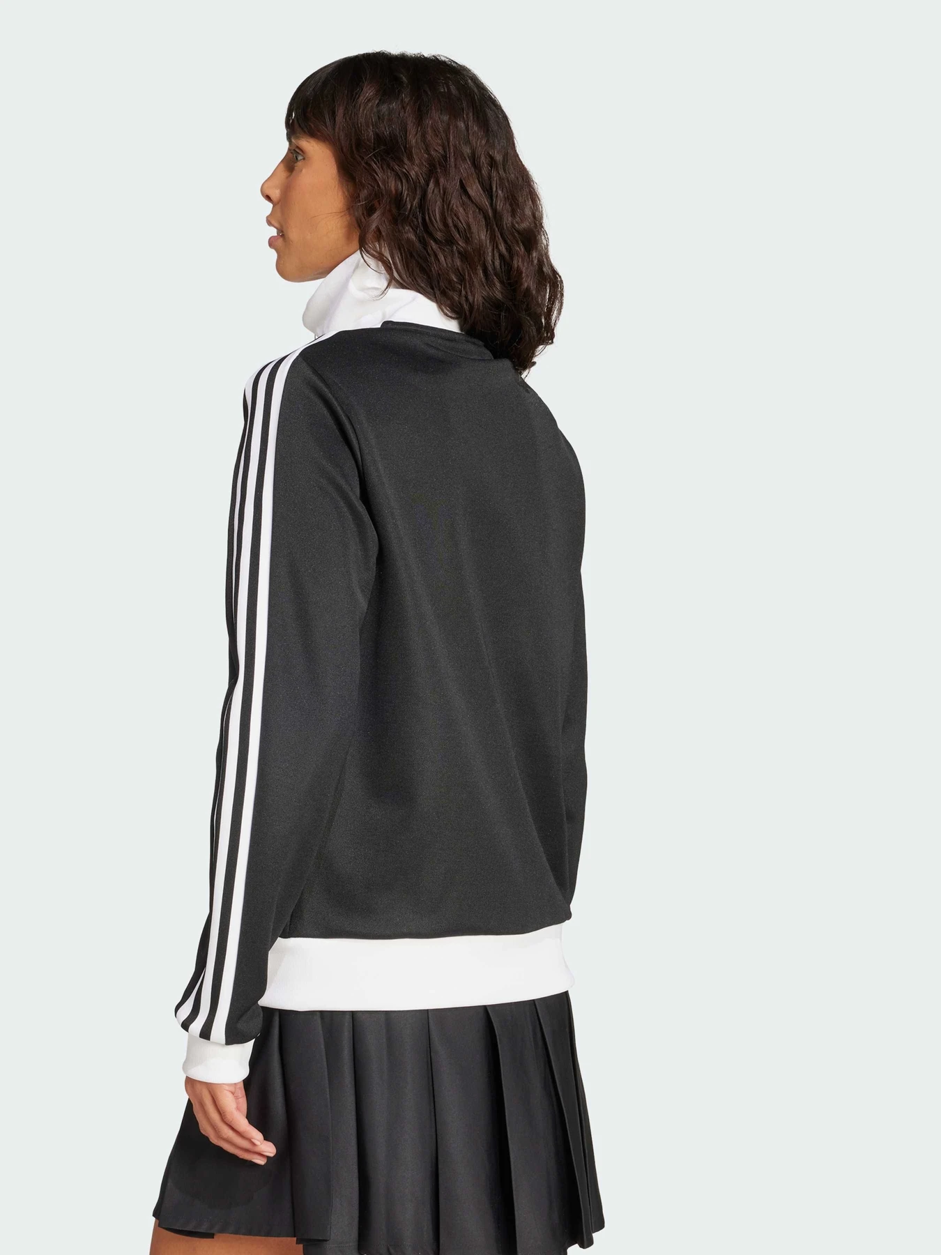 Худі та світшоти Adidas Adicolor модель HZ3743 Фото