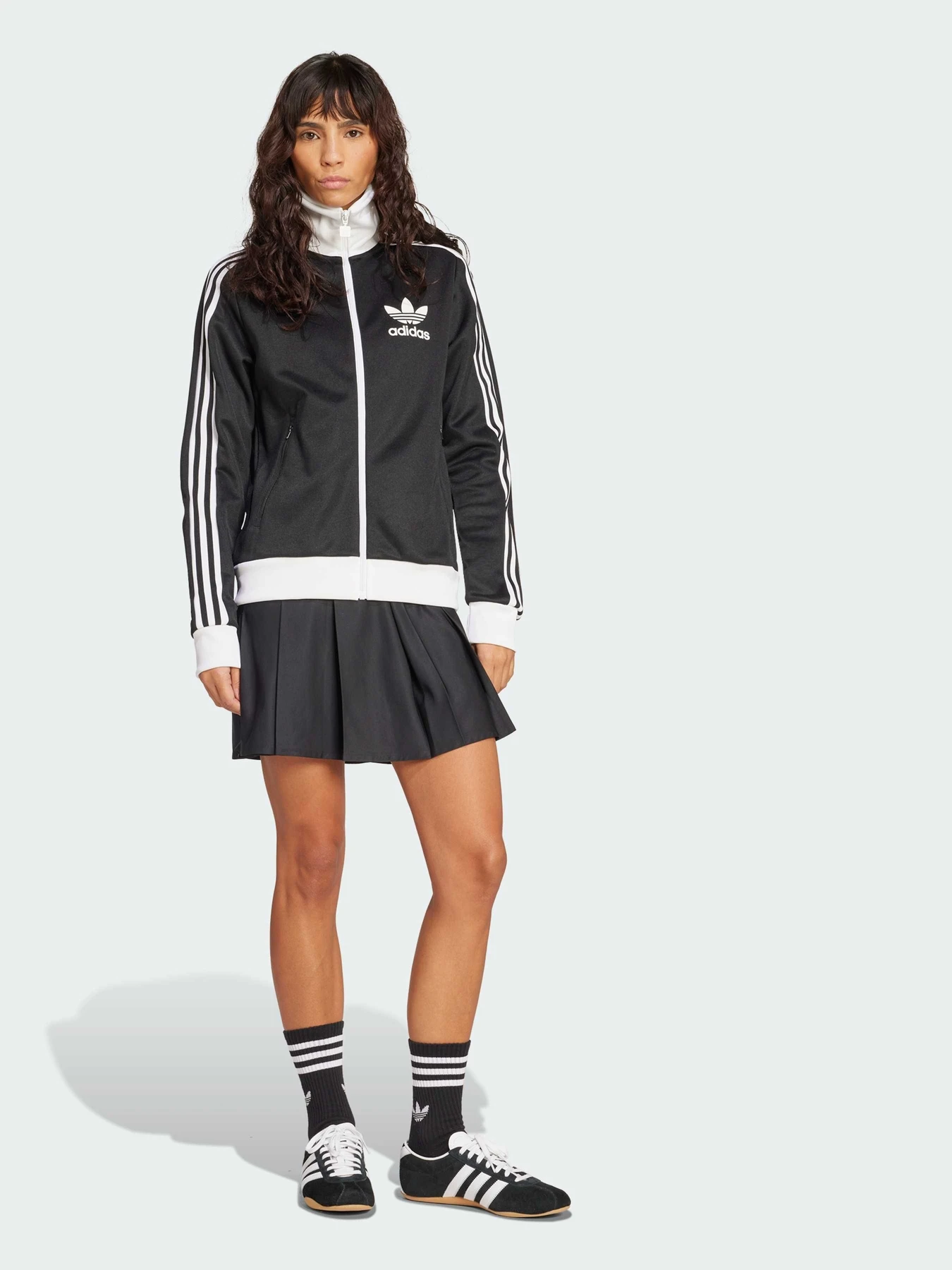 Худі та світшоти Adidas Adicolor модель HZ3743 Фото