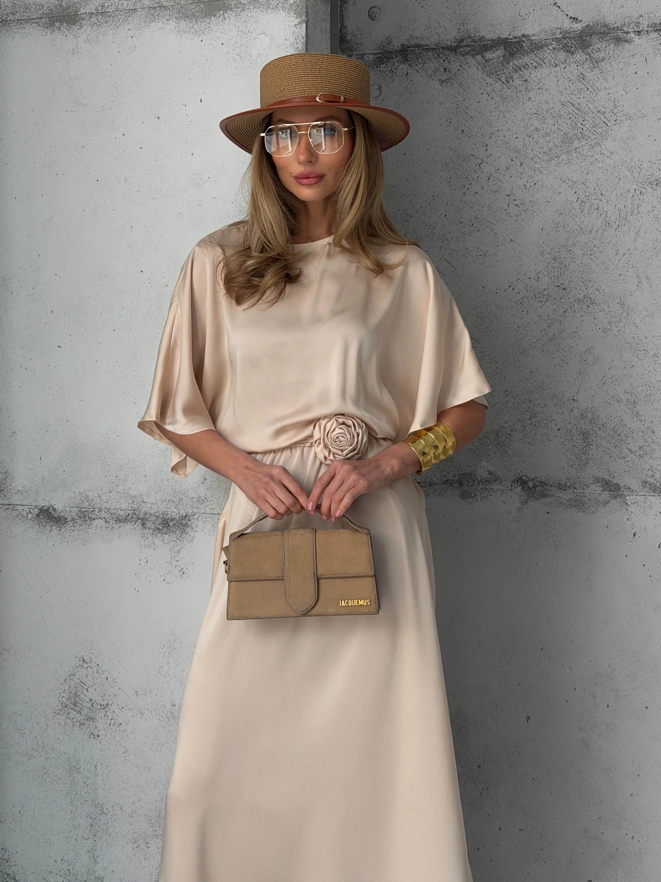Платья Jadone Fashion модель Suknya_Rouz_bej Фото