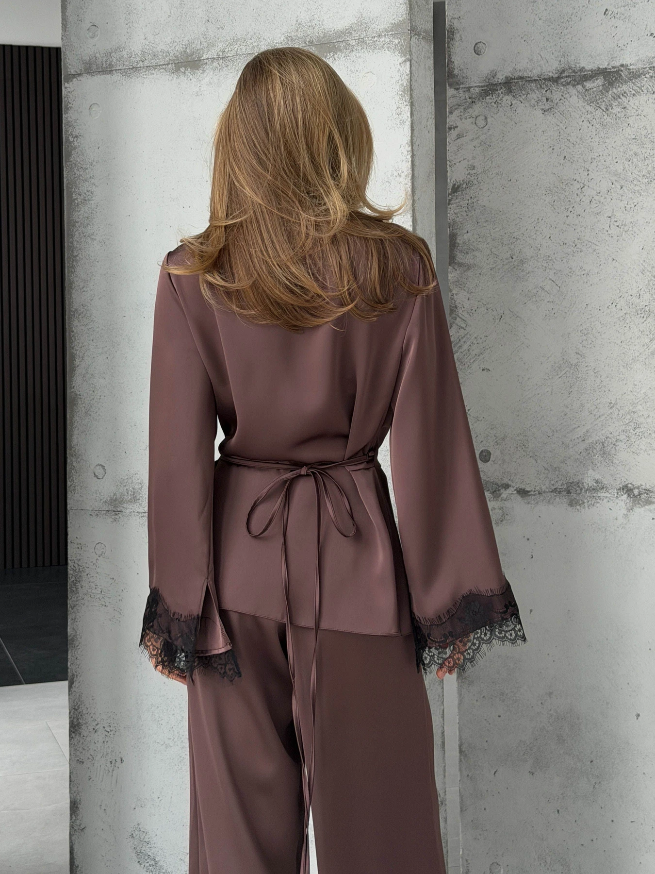 Костюмы Jadone Fashion модель costume_Vivienne_chocolate Костюмы Jadone Fashion модель costume_Vivienne_chocolate Фото