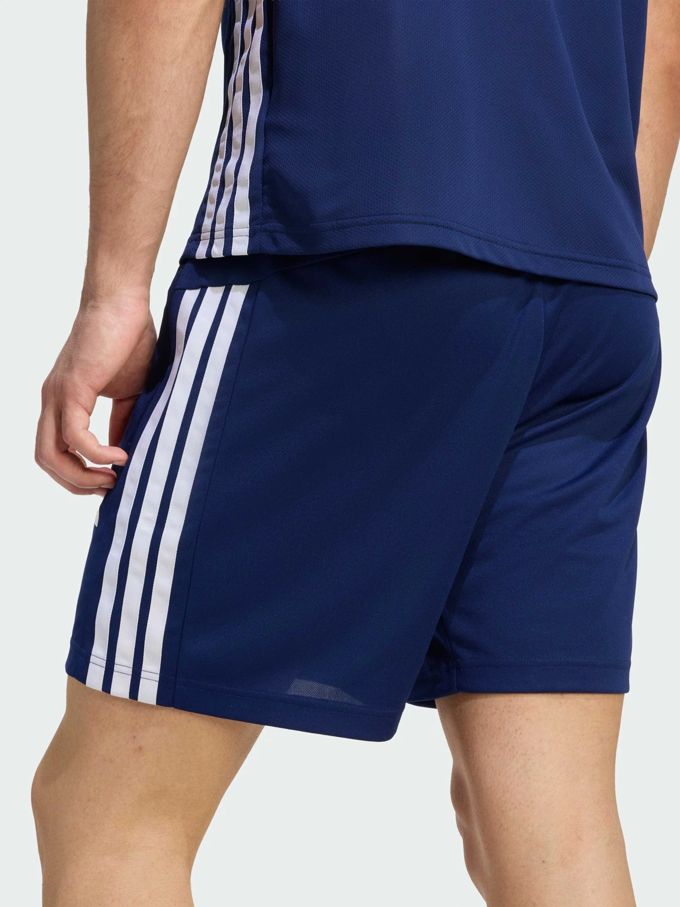Шорты Adidas Adidas Essentials модель KD0694 Шорты Adidas Adidas Essentials модель KD0694 Фото