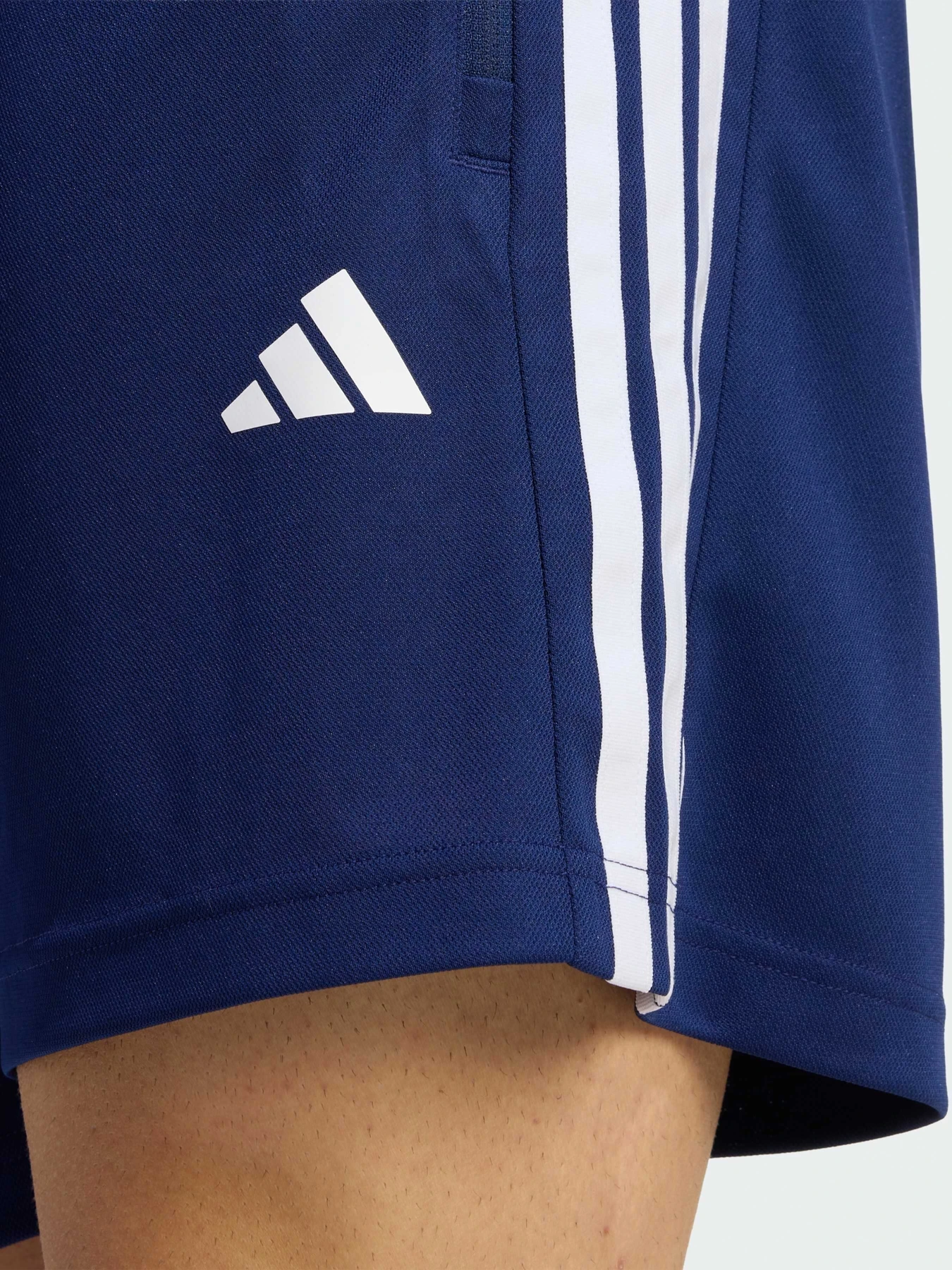 Шорты Adidas Adidas Essentials модель KD0694 Шорты Adidas Adidas Essentials модель KD0694 Фото