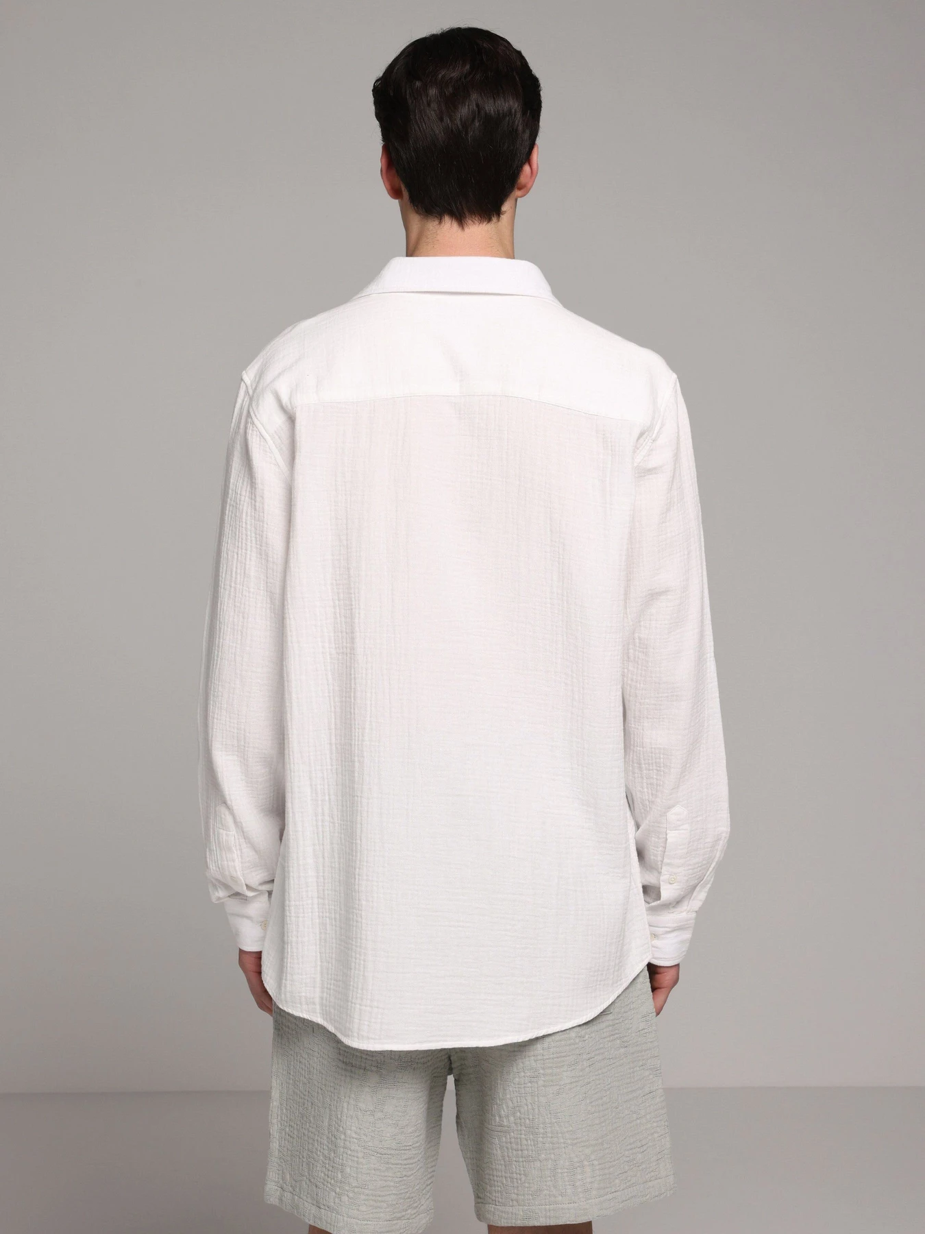 Сорочки Colin’s модель CL1080589_Q1.V1_WHT Фото