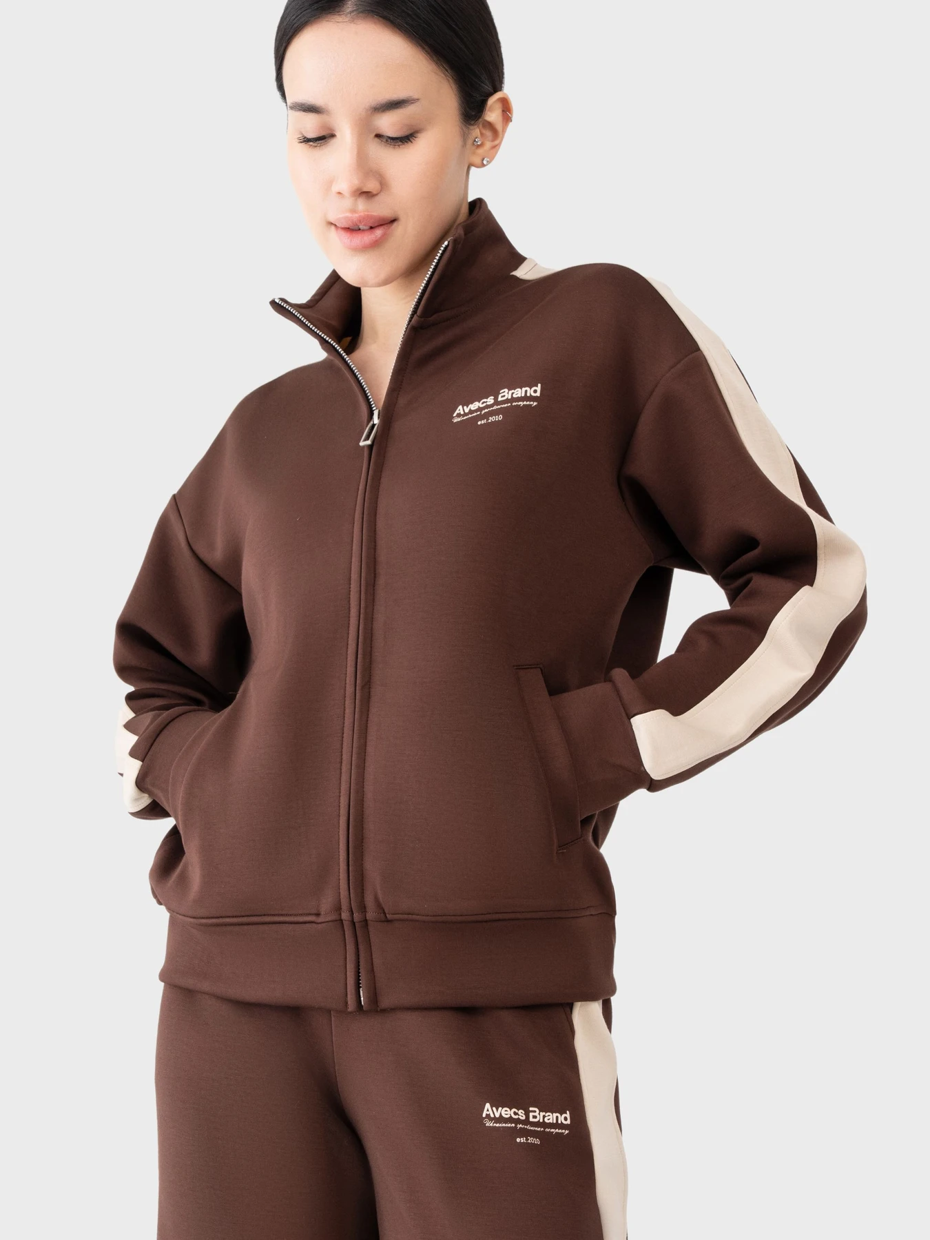 Костюмы AVECS модель 50612-42 Костюмы AVECS модель 50612-42 Фото