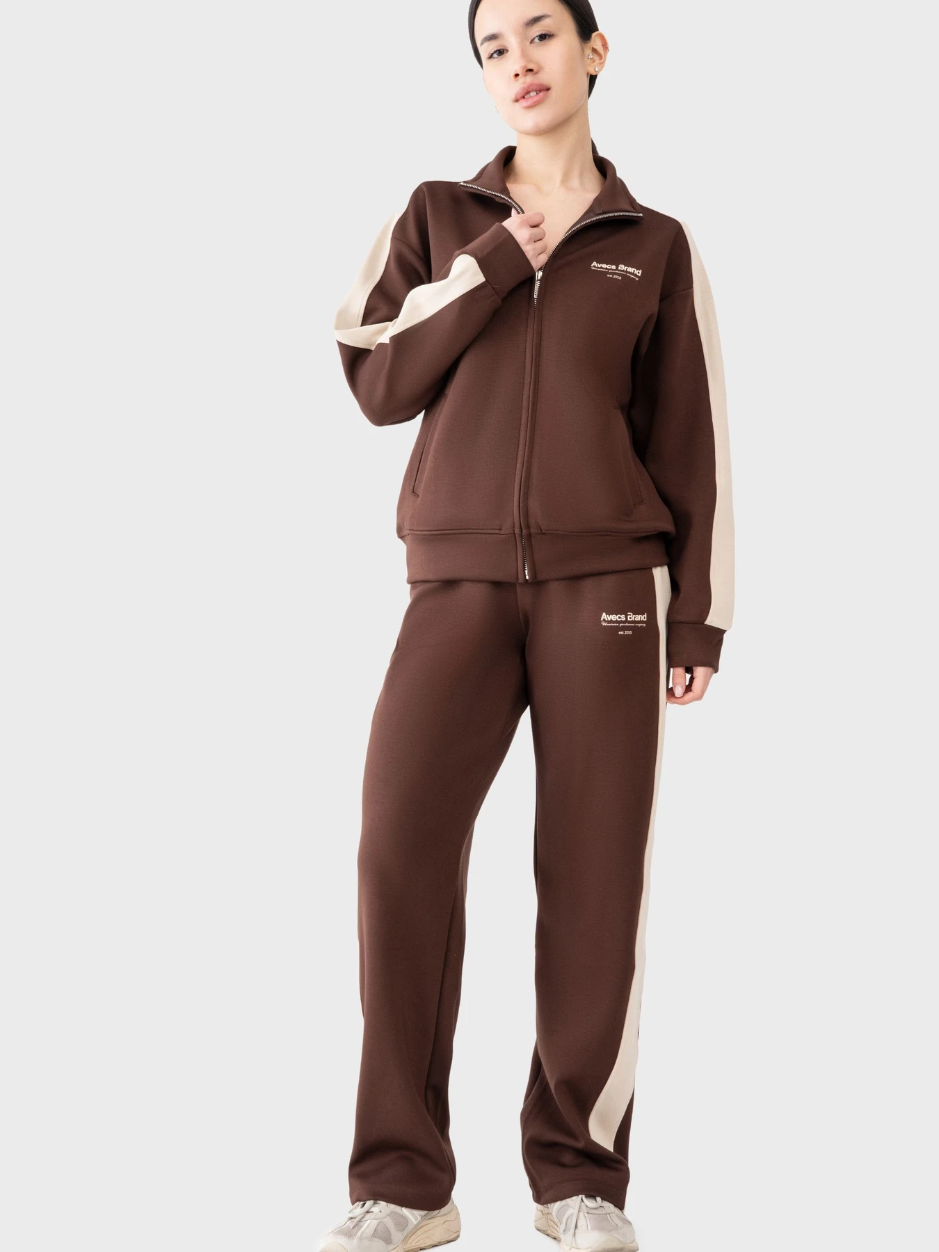 Костюмы AVECS модель 50612-42 Костюмы AVECS модель 50612-42 Фото