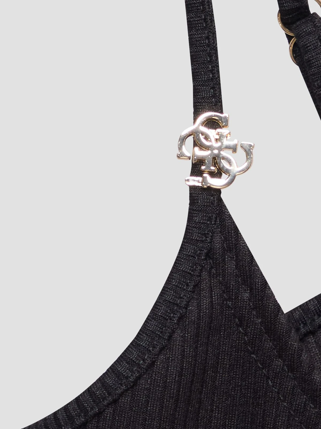 Футболки и поло GUESS модель E6GP01.KG322;JBLK Футболки и поло GUESS модель E6GP01.KG322;JBLK Фото