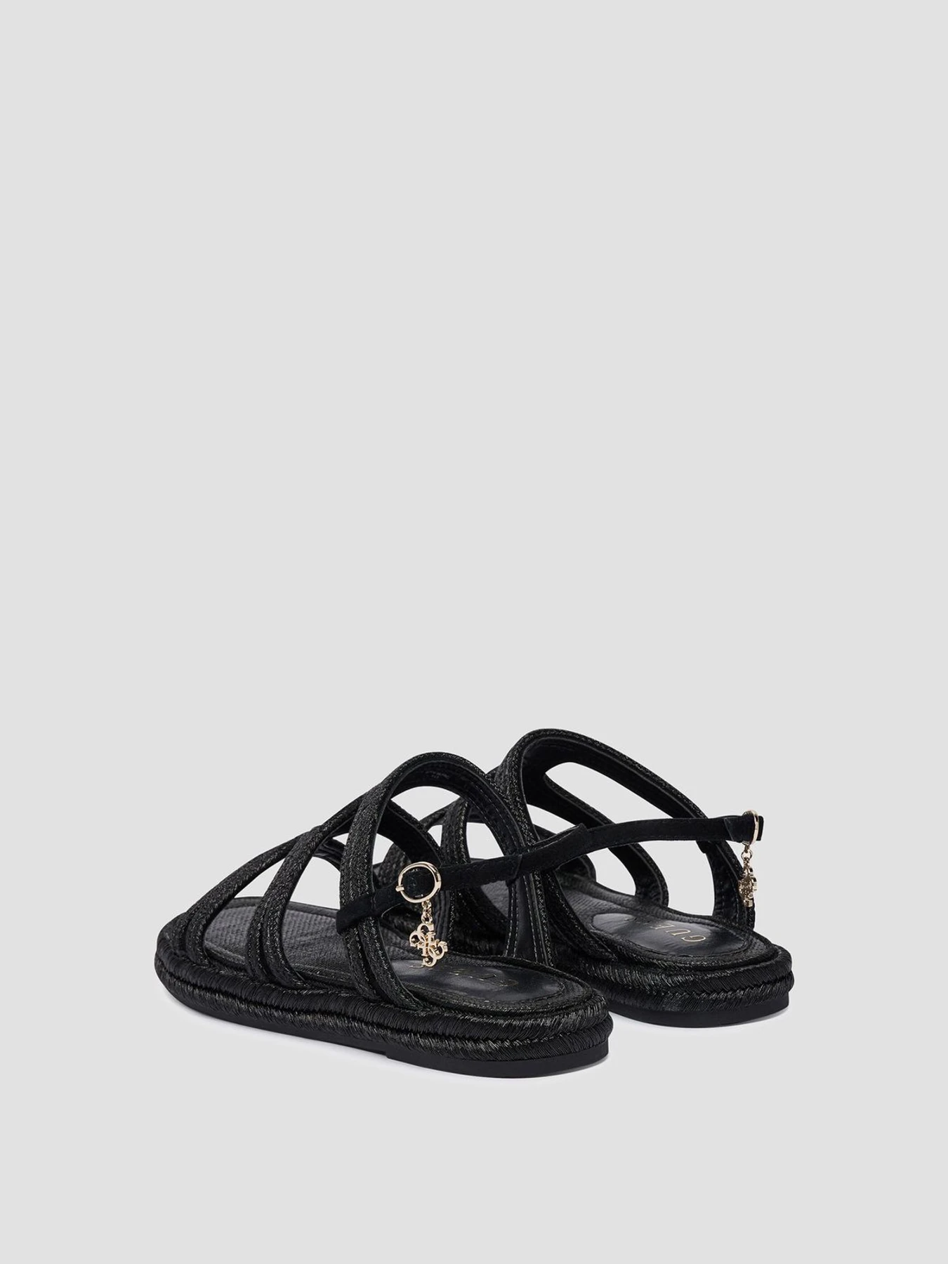 Сандалии GUESS модель FLJKLR.FAB03;BLACK Сандалии GUESS модель FLJKLR.FAB03;BLACK Фото