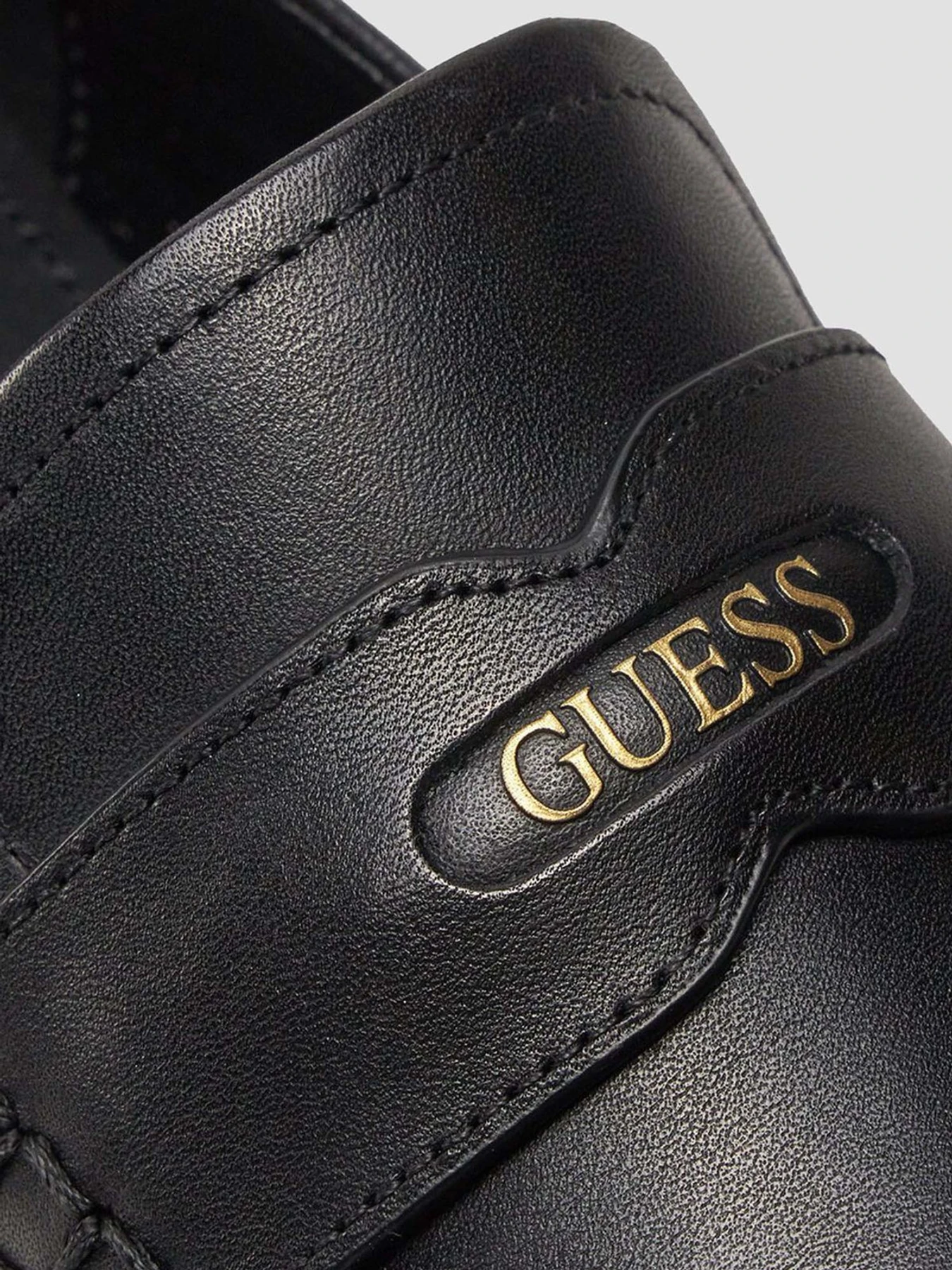 Туфли и лоферы GUESS модель FLTFIN.LEA14;BLACK Туфли и лоферы GUESS модель FLTFIN.LEA14;BLACK Фото