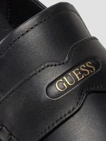 Туфли и лоферы GUESS модель FLTFIN.LEA14;BLACK Фото