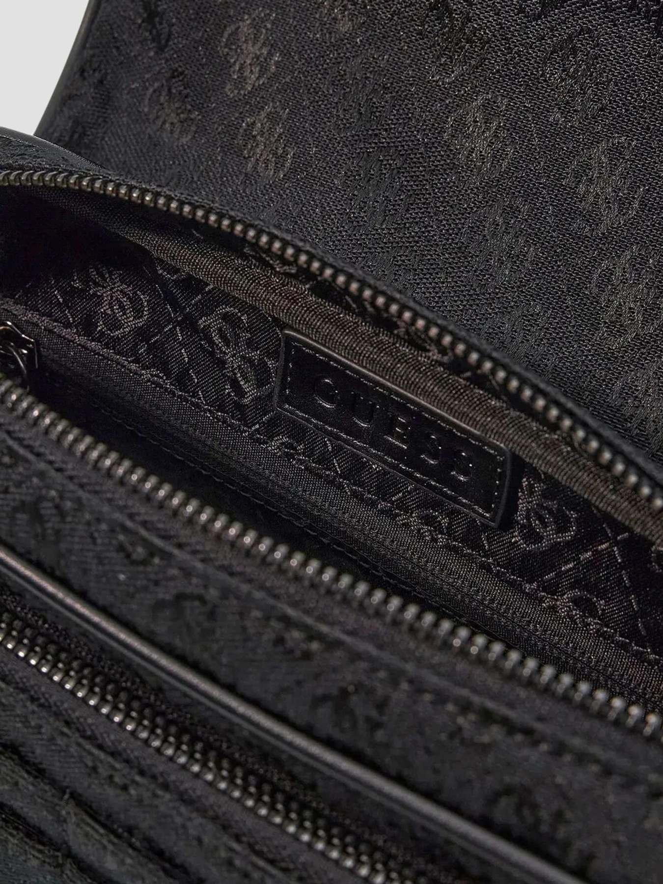 Сумки GUESS модель HMBOST.P6164;DAB Сумки GUESS модель HMBOST.P6164;DAB Фото