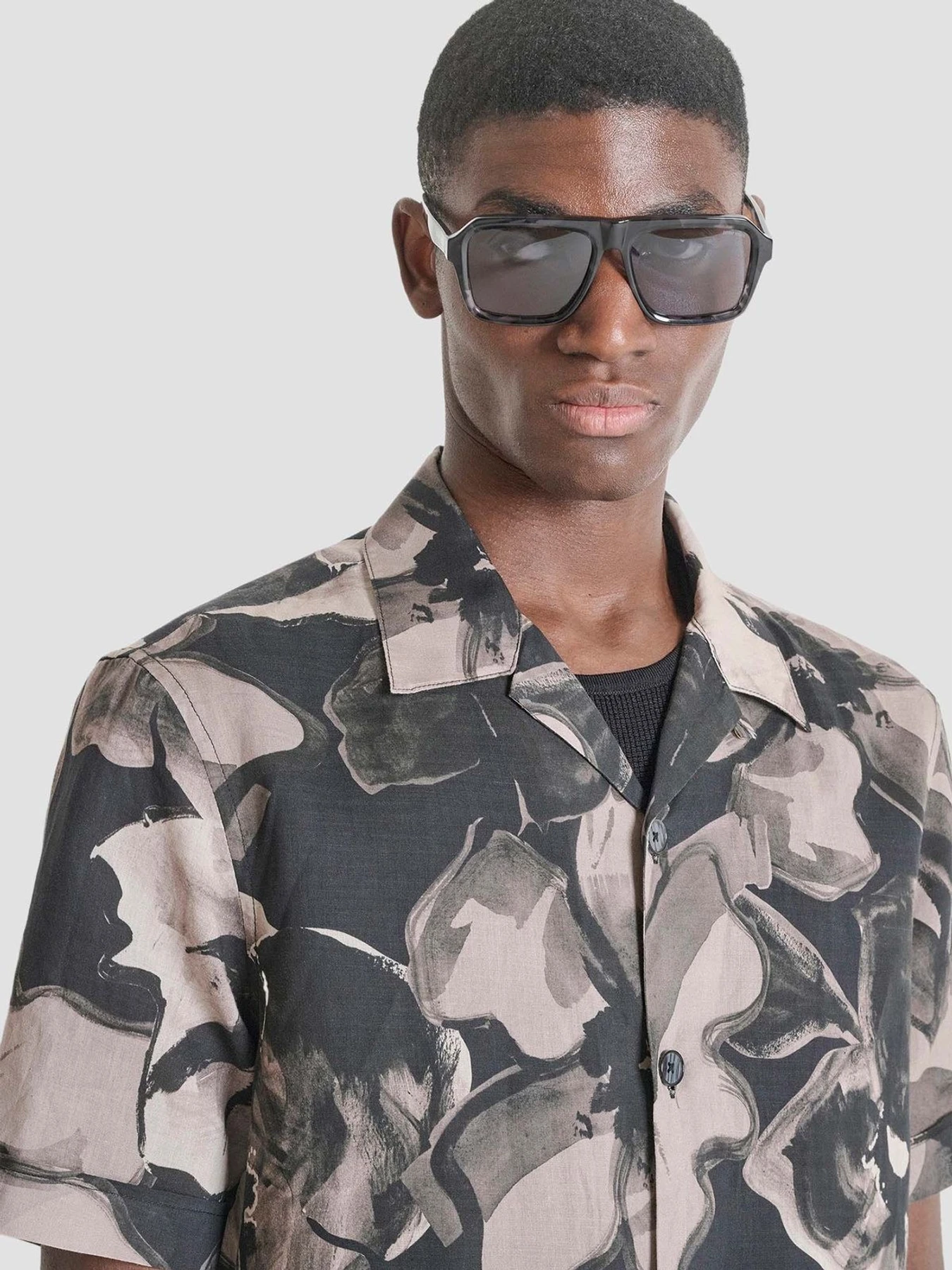 Сорочки Antony Morato модель MMSS00189.FA430658;2107 Сорочки Antony Morato модель MMSS00189.FA430658;2107 Фото
