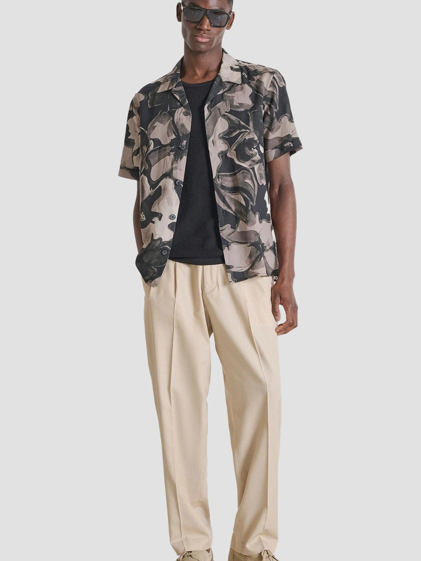 Сорочки Antony Morato модель MMSS00189.FA430658;2107 Сорочки Antony Morato модель MMSS00189.FA430658;2107 Фото