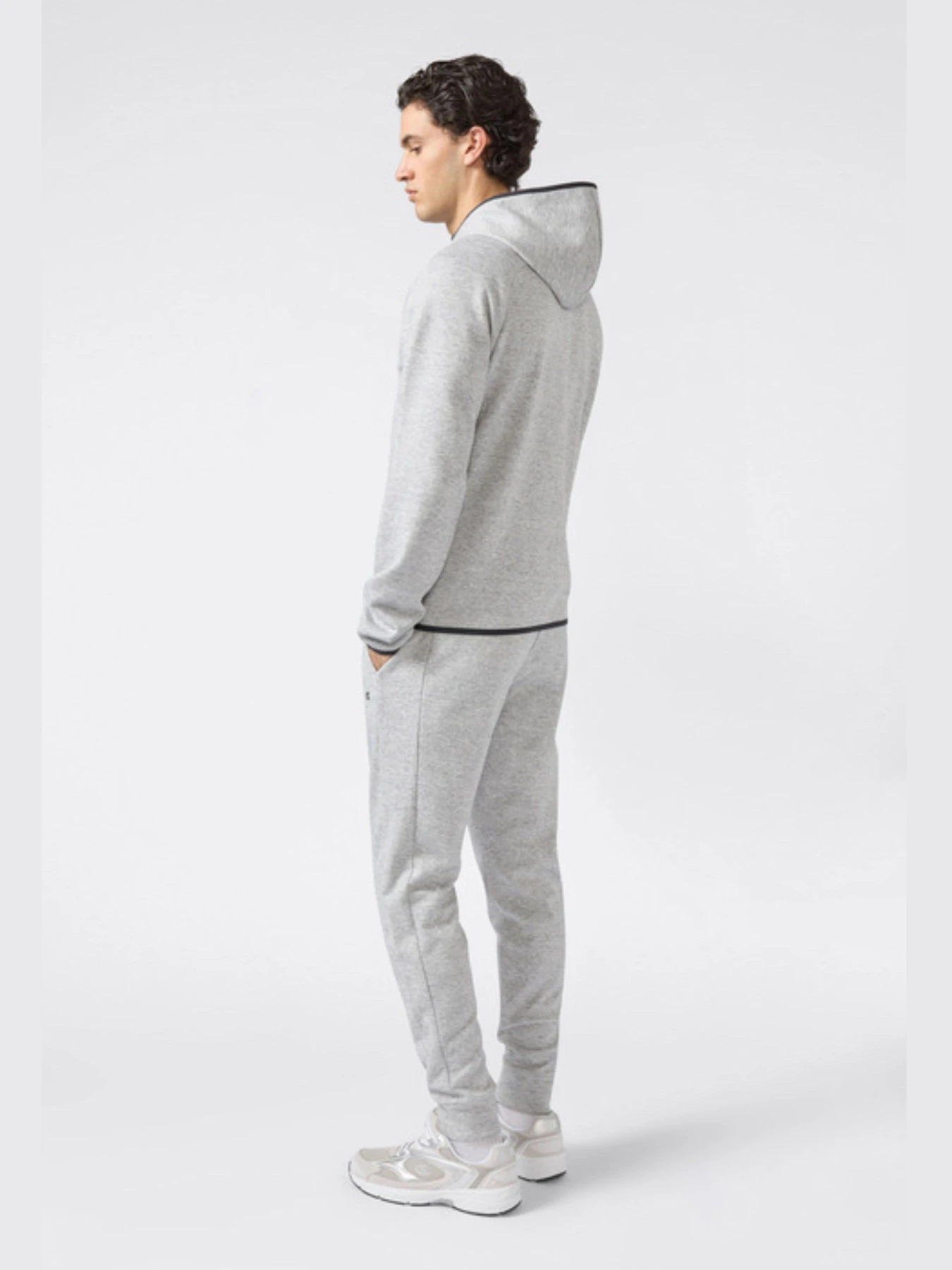 Костюмы Champion модель 221657-EM021 Фото