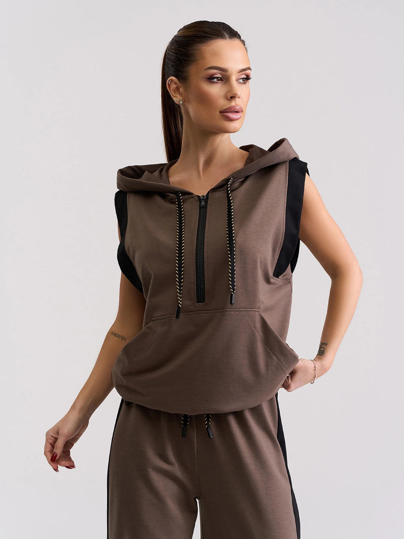 Костюмы ISSA Plus модель 15672_коричневый Костюмы ISSA Plus модель 15672_коричневый Фото