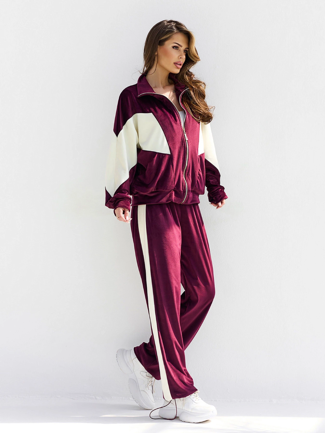 Костюмы ISSA Plus модель 15625_темно_бордовый Костюмы ISSA Plus модель 15625_темно_бордовый Фото