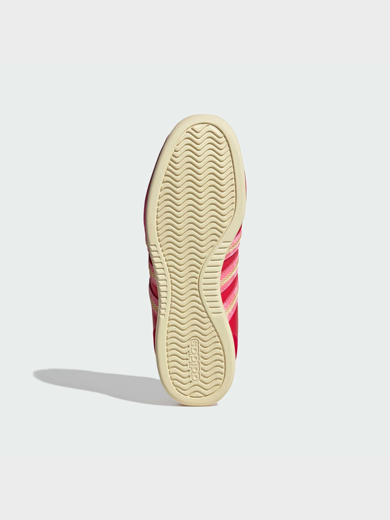 Кроссовки Adidas модель KI3362 Кроссовки Adidas модель KI3362 Фото