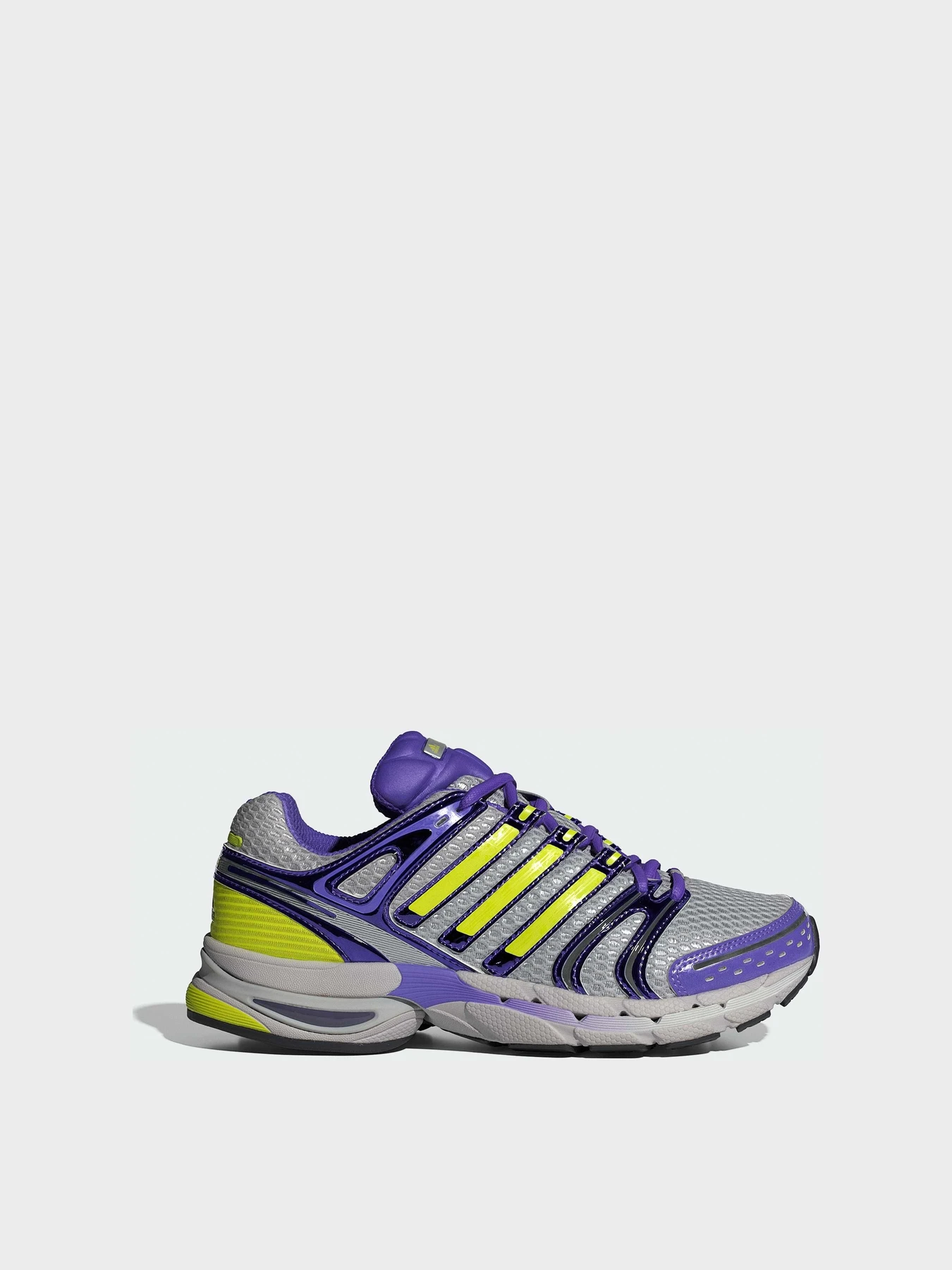 Кроссовки Adidas модель KJ8805 Кроссовки Adidas модель KJ8805 Фото
