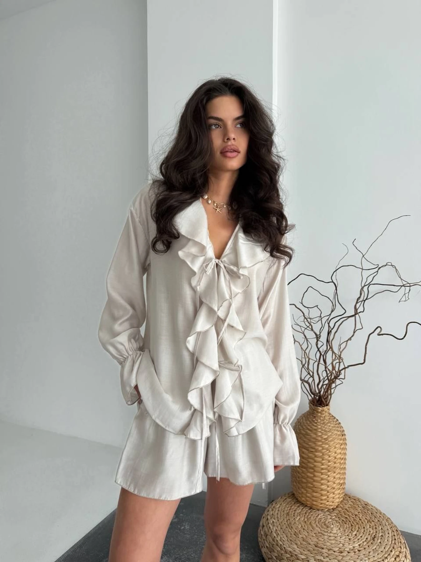 Костюмы Uaclothes модель like18562-bezhevj Костюмы Uaclothes модель like18562-bezhevj Фото