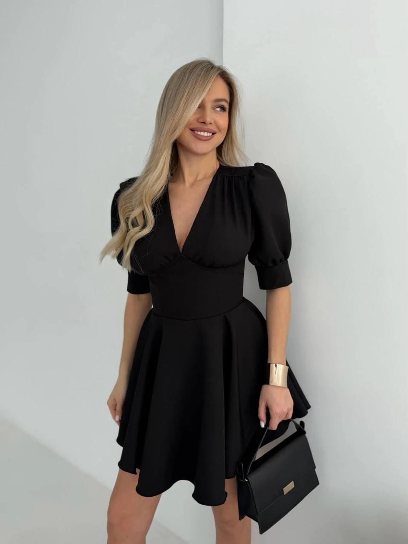 Платья Uaclothes модель like18404-chernj Платья Uaclothes модель like18404-chernj Фото