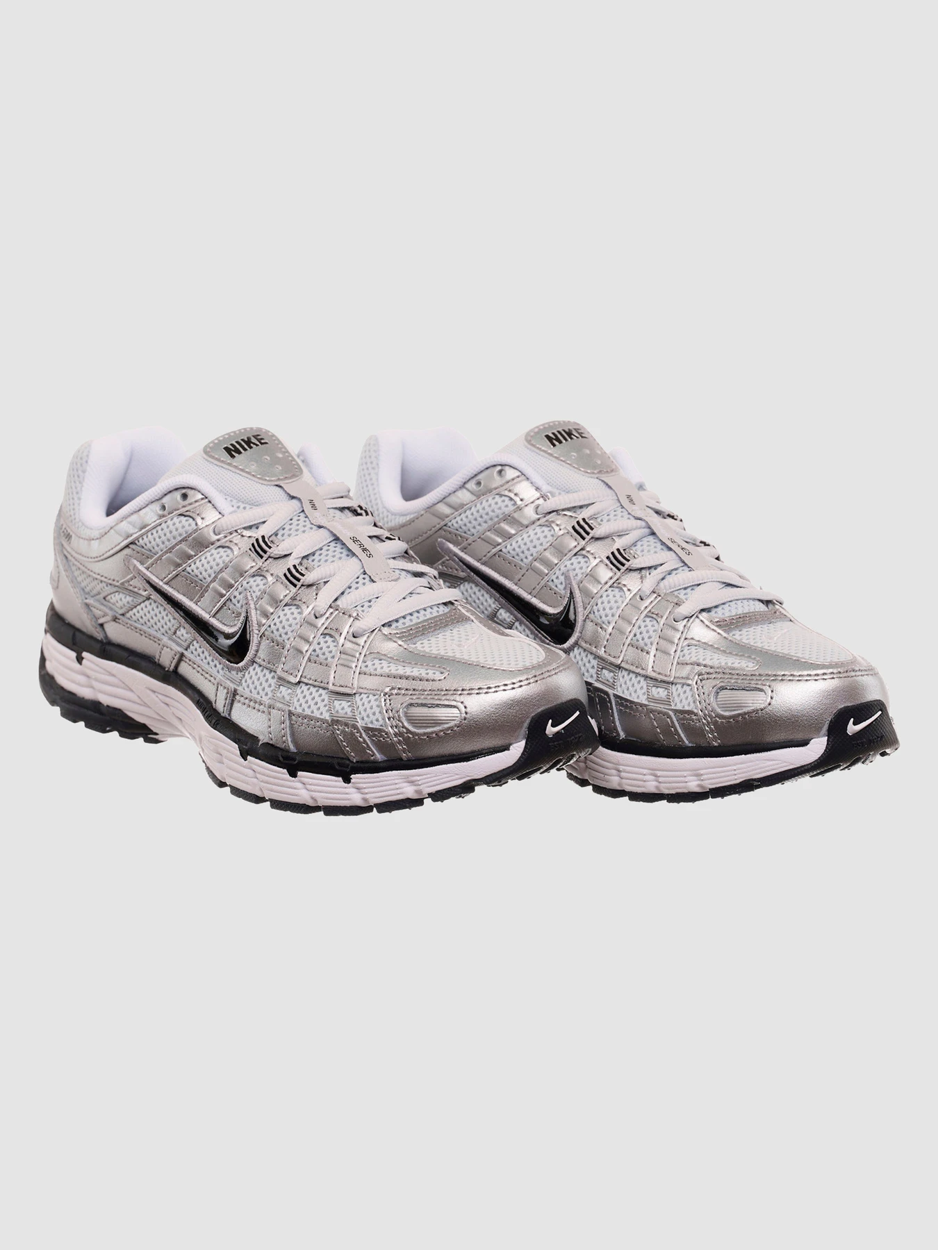Кросівки NIKE P-6000 Grey модель FD9876-101 Кросівки NIKE P-6000 Grey модель FD9876-101 Фото