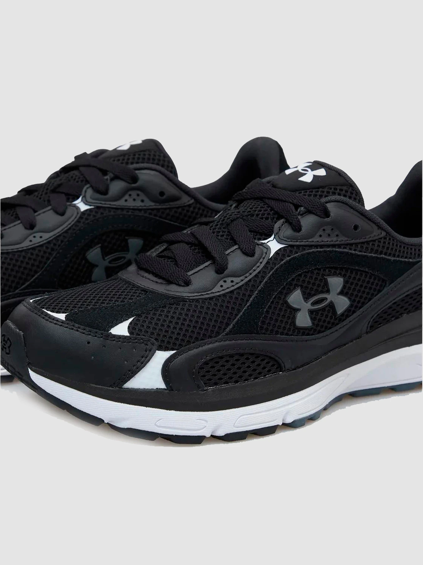 Кросівки Under Armour Tech Runner Black модель 6011293-002 Кросівки Under Armour Tech Runner Black модель 6011293-002 Фото