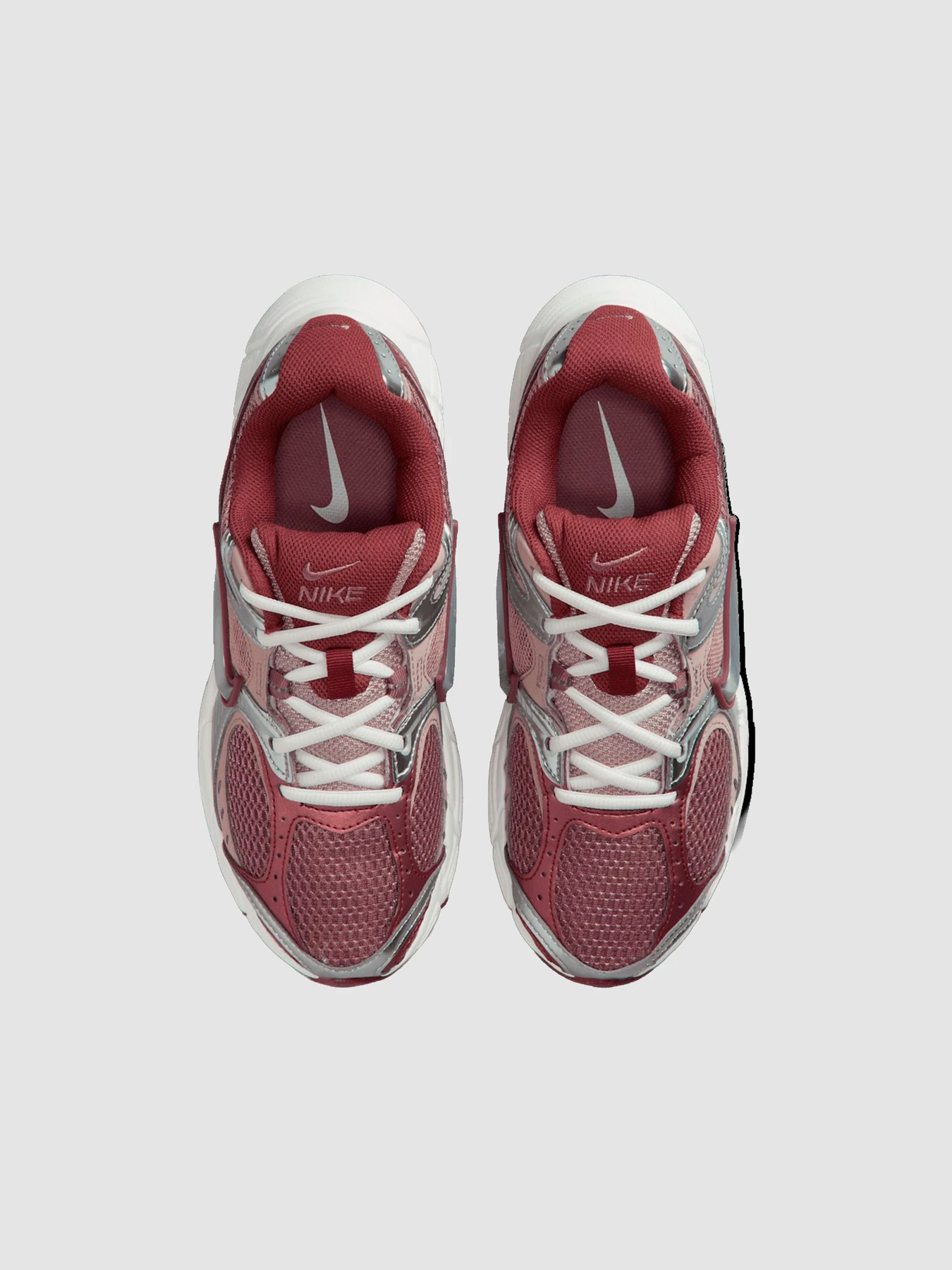 Кросівки NIKE V5 Rnr Wmns модель HQ7901-200 Фото