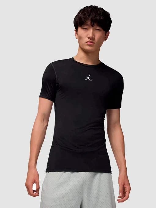 Футболки и поло Jordan Dri-Fit Short-Sleeve Base Layer Top Black модель HV4099-010 Фото
