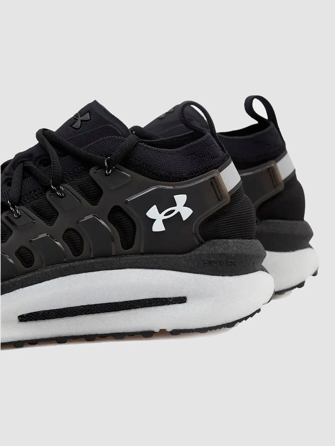 Кроссовки Under Armour Phantom X Black модель 6007183-001 Кроссовки Under Armour Phantom X Black модель 6007183-001 Фото