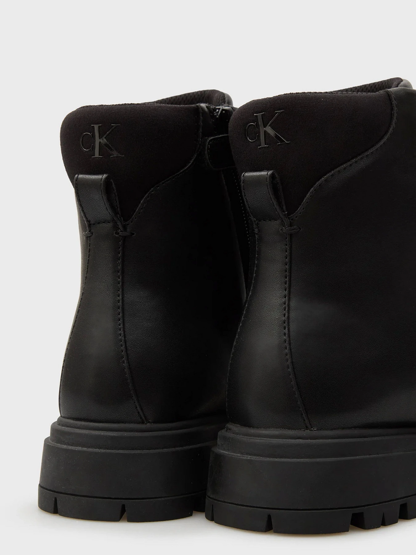 Ботинки и сапоги Calvin Klein Kids модель V3A5-83120-1464 Фото