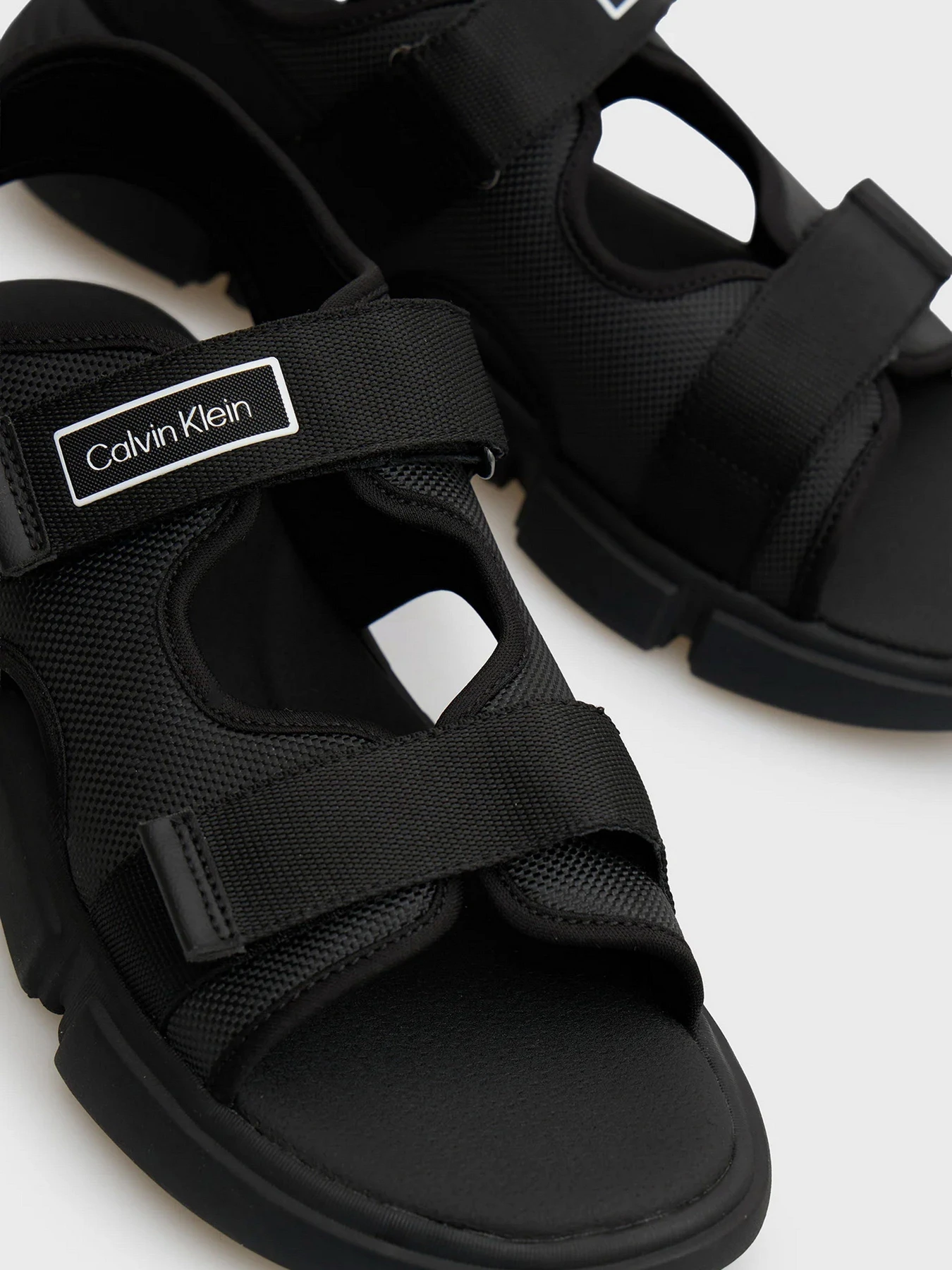 Сандалии Calvin Klein Kids модель V3B2-83323-1564 Фото