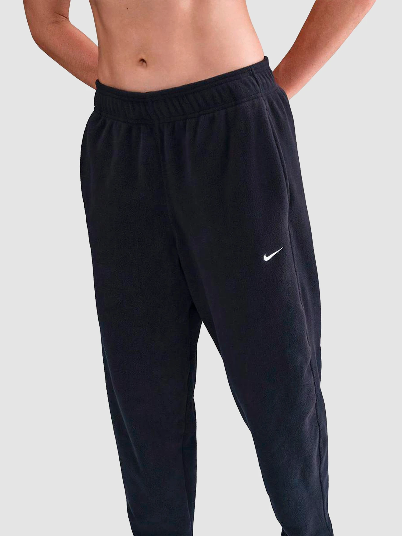 Брюки NIKE One Therma-Fit модель HV3707-010 Брюки NIKE One Therma-Fit модель HV3707-010 Фото