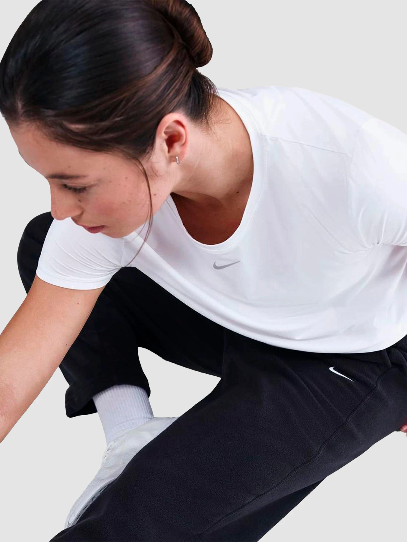 Брюки NIKE One Therma-Fit модель HV3707-010 Брюки NIKE One Therma-Fit модель HV3707-010 Фото